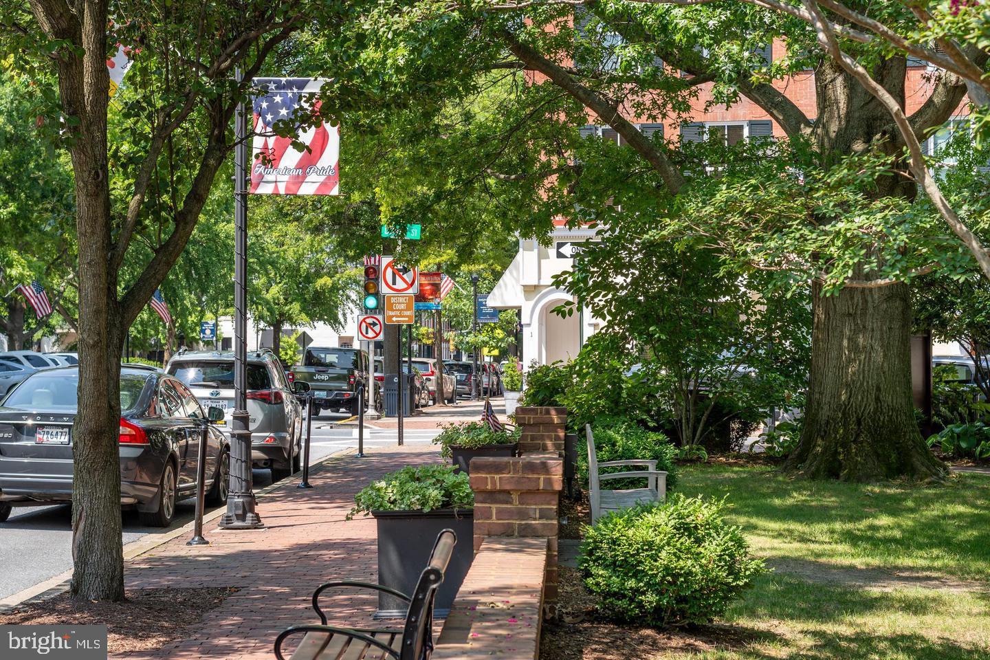 EASTON - Residential