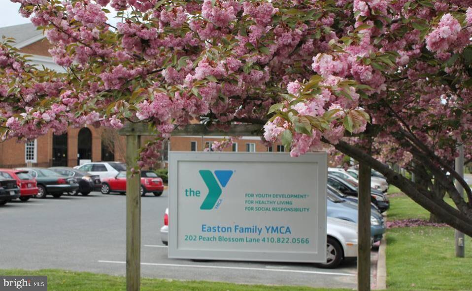 EASTON - Residential