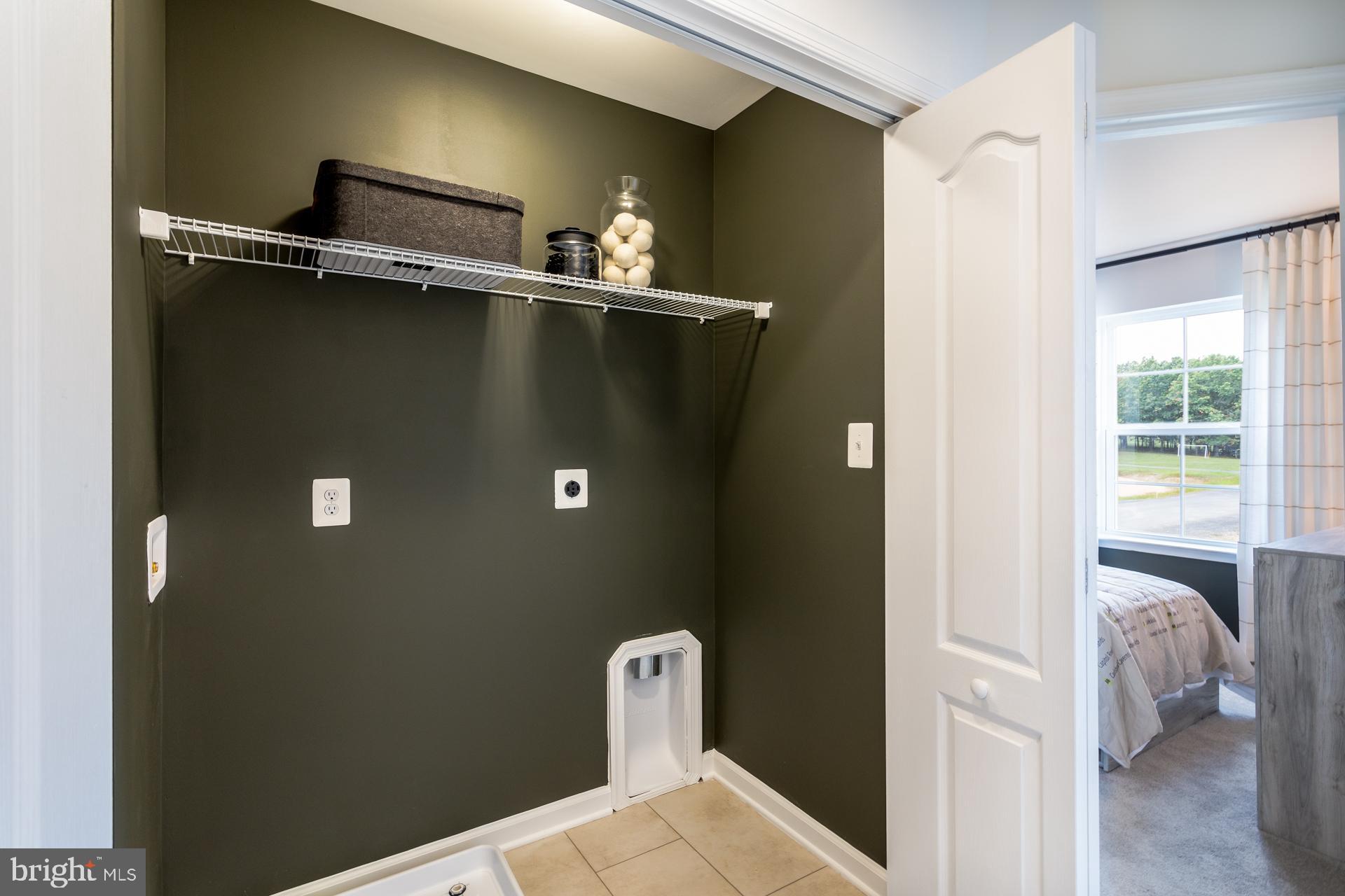 WHISPERING PINES - Residential