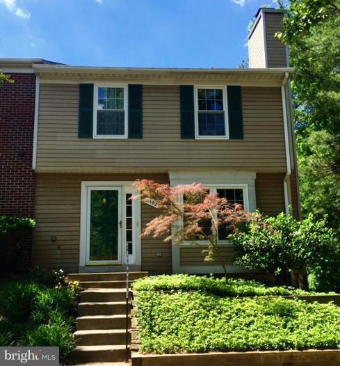 VILLAGE OF HICKORY RIDGE - Residential