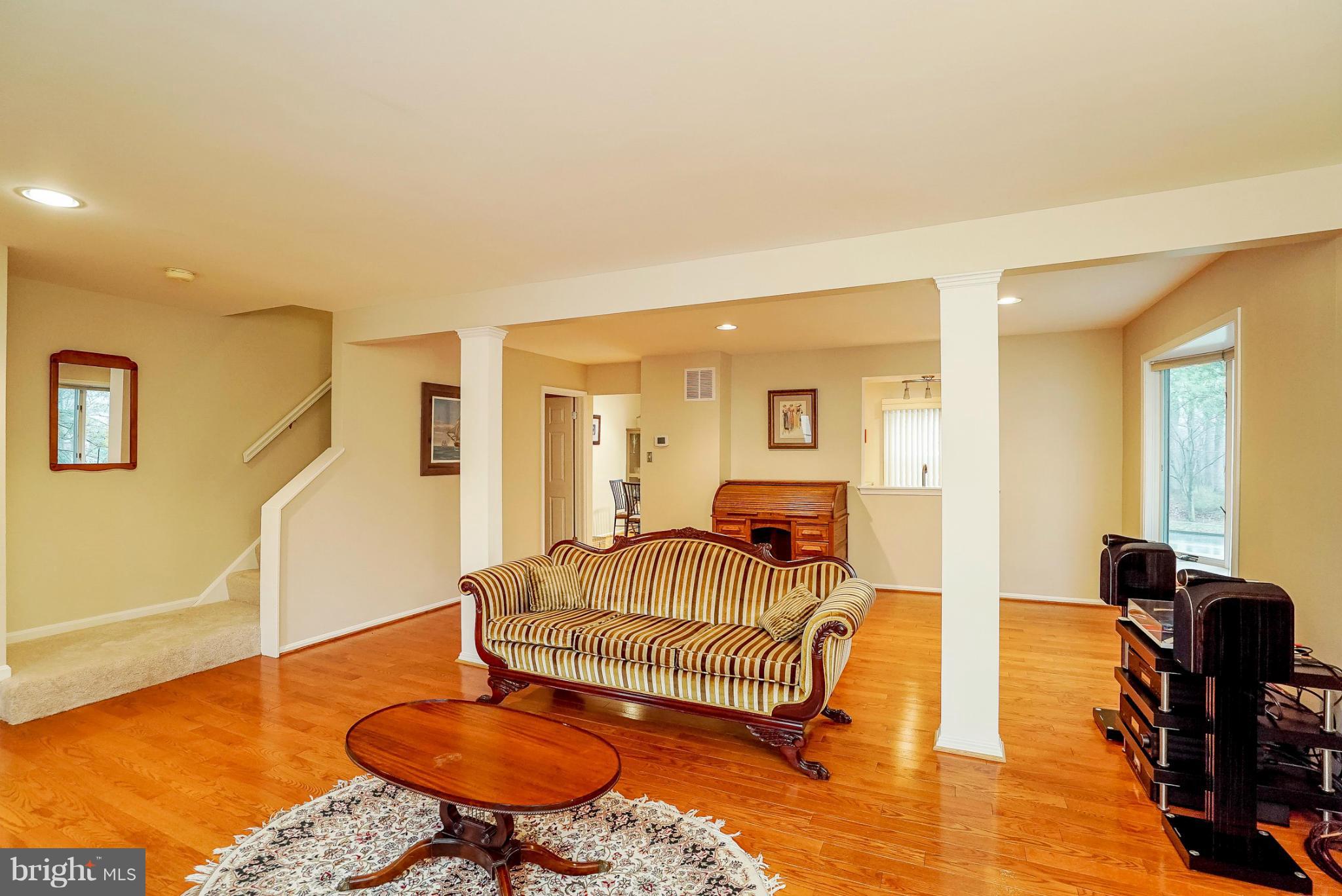 VILLAGE OF HICKORY RIDGE - Residential