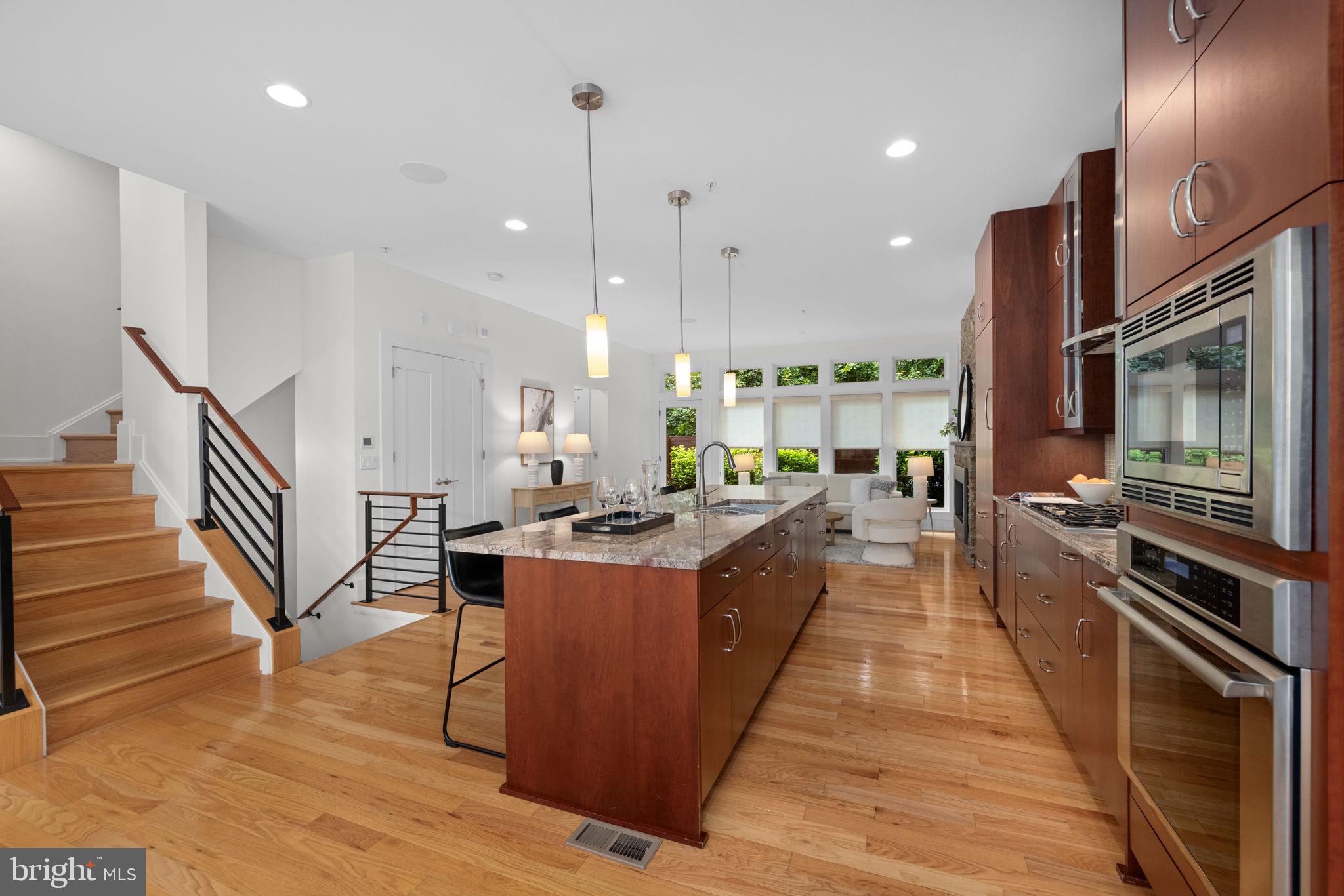 5206 WILLET BRIDGE COURT