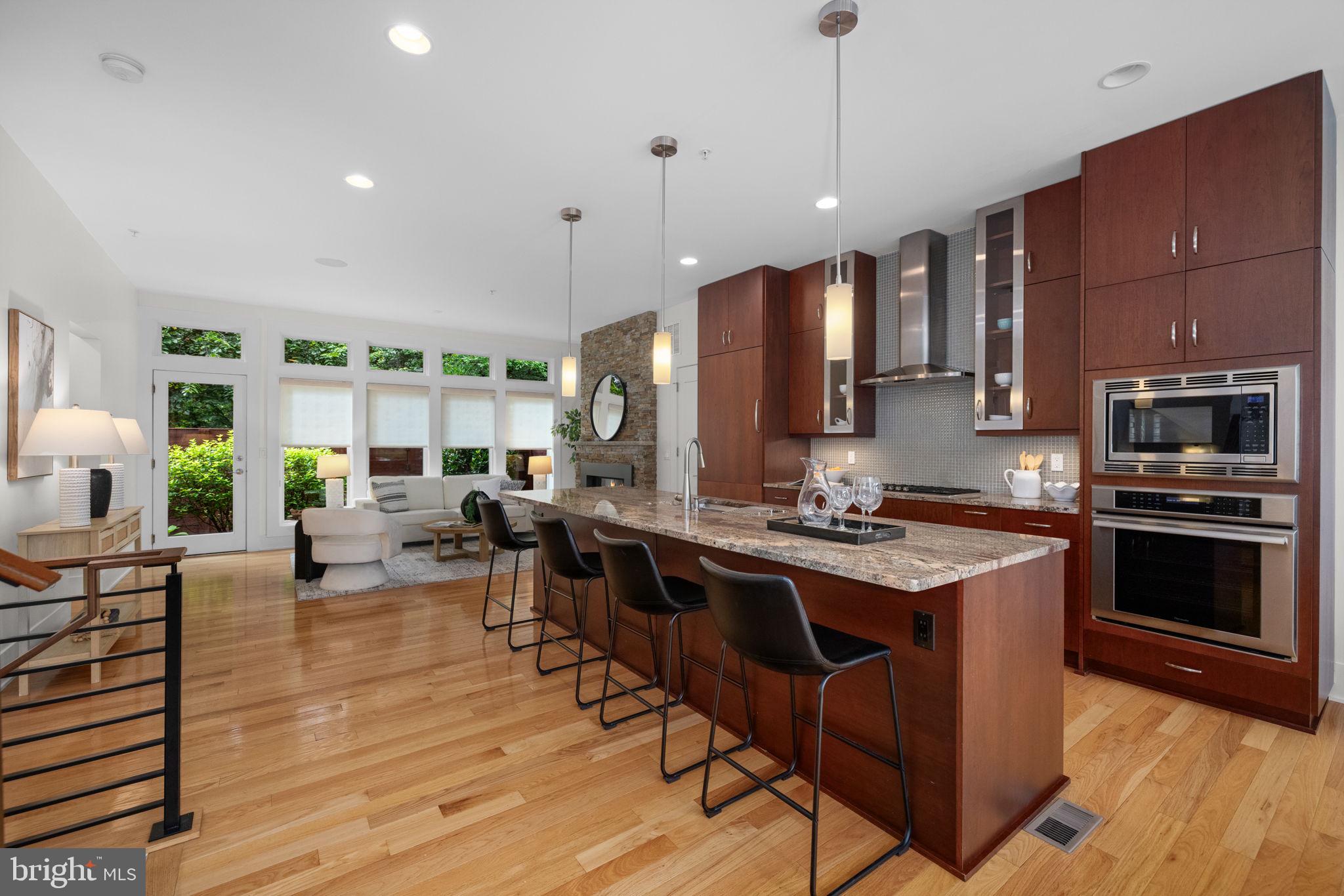 5206 WILLET BRIDGE COURT