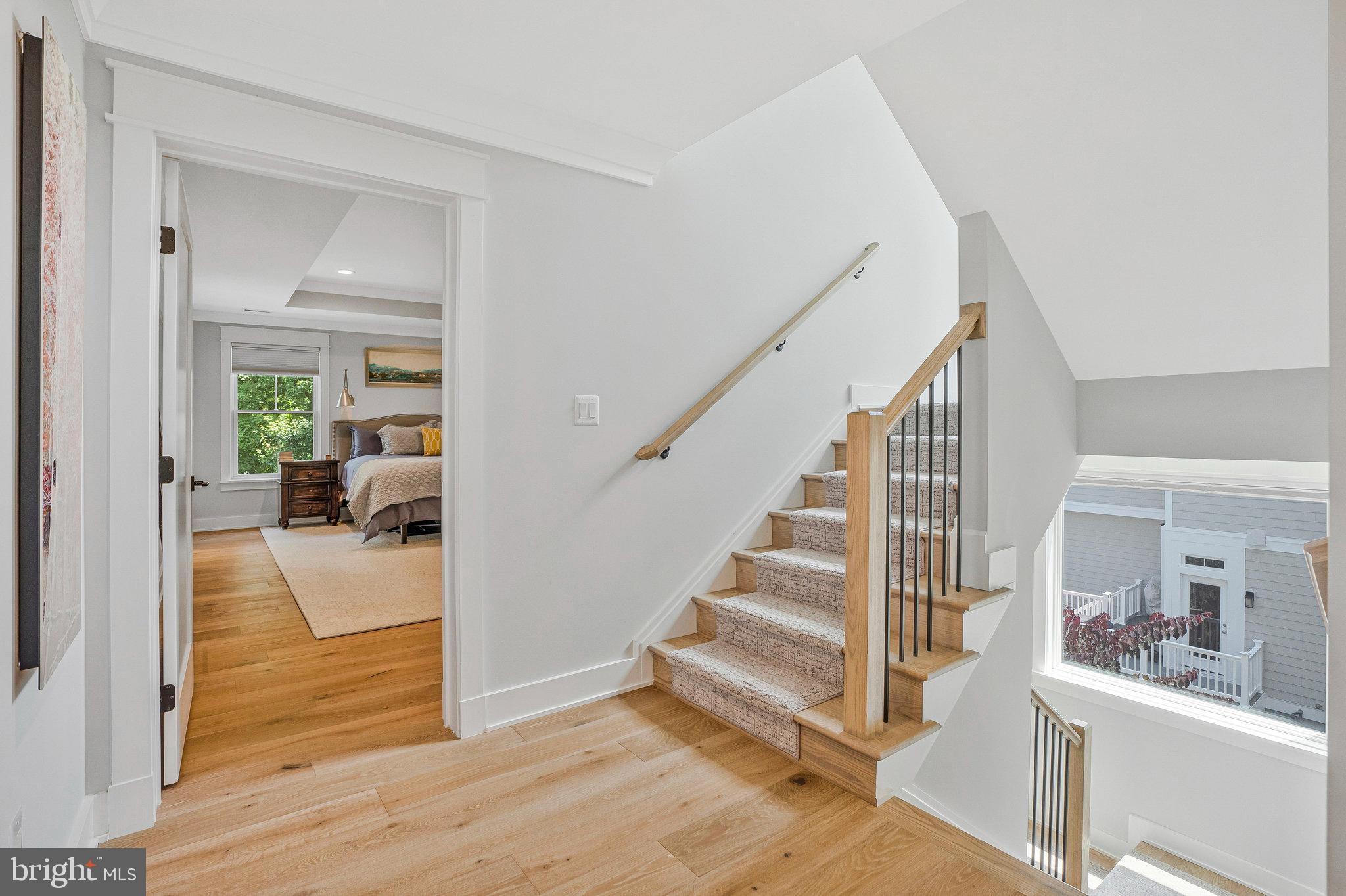 JADE MANOR - Residential