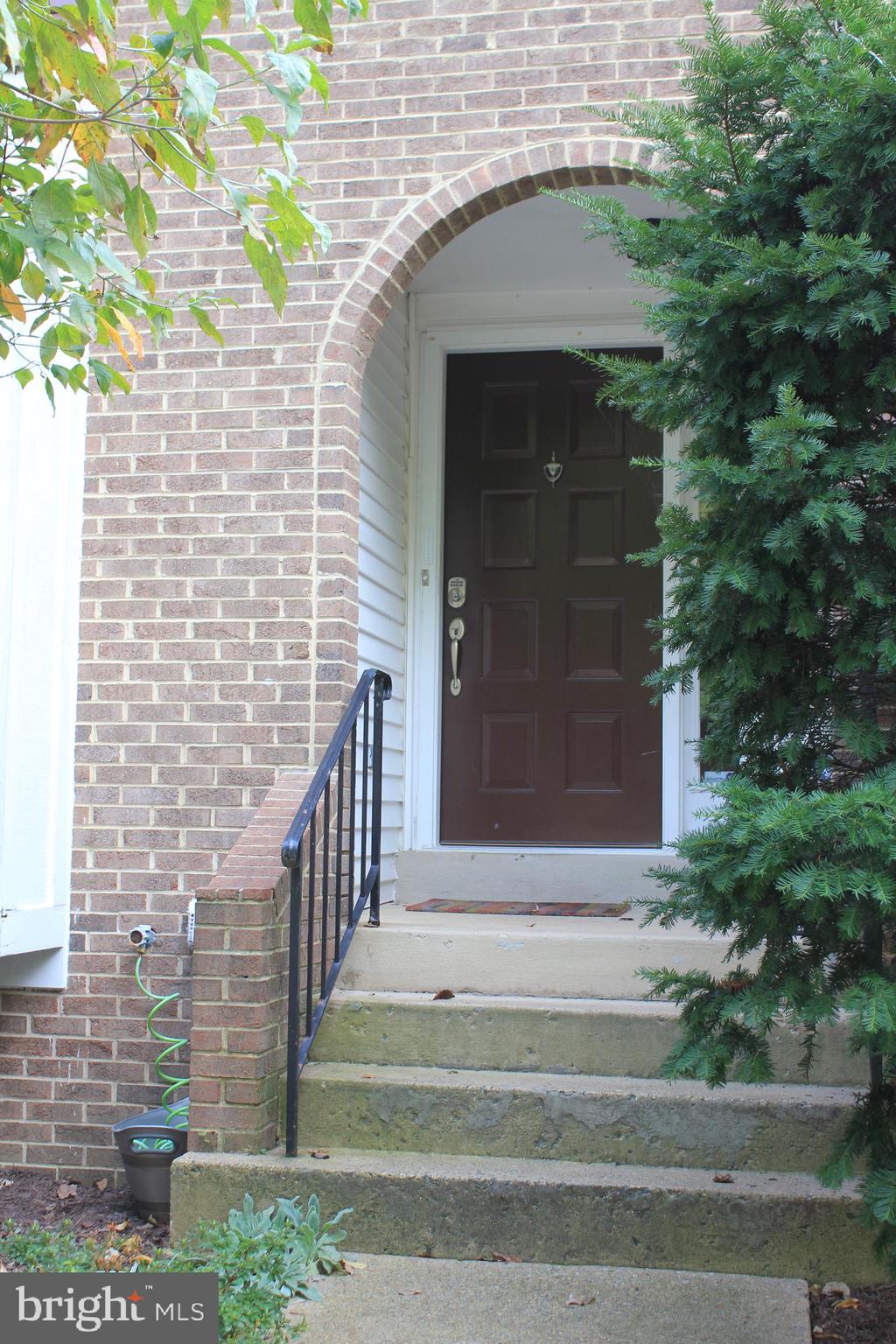 RUNNYMEADE - Residential Lease