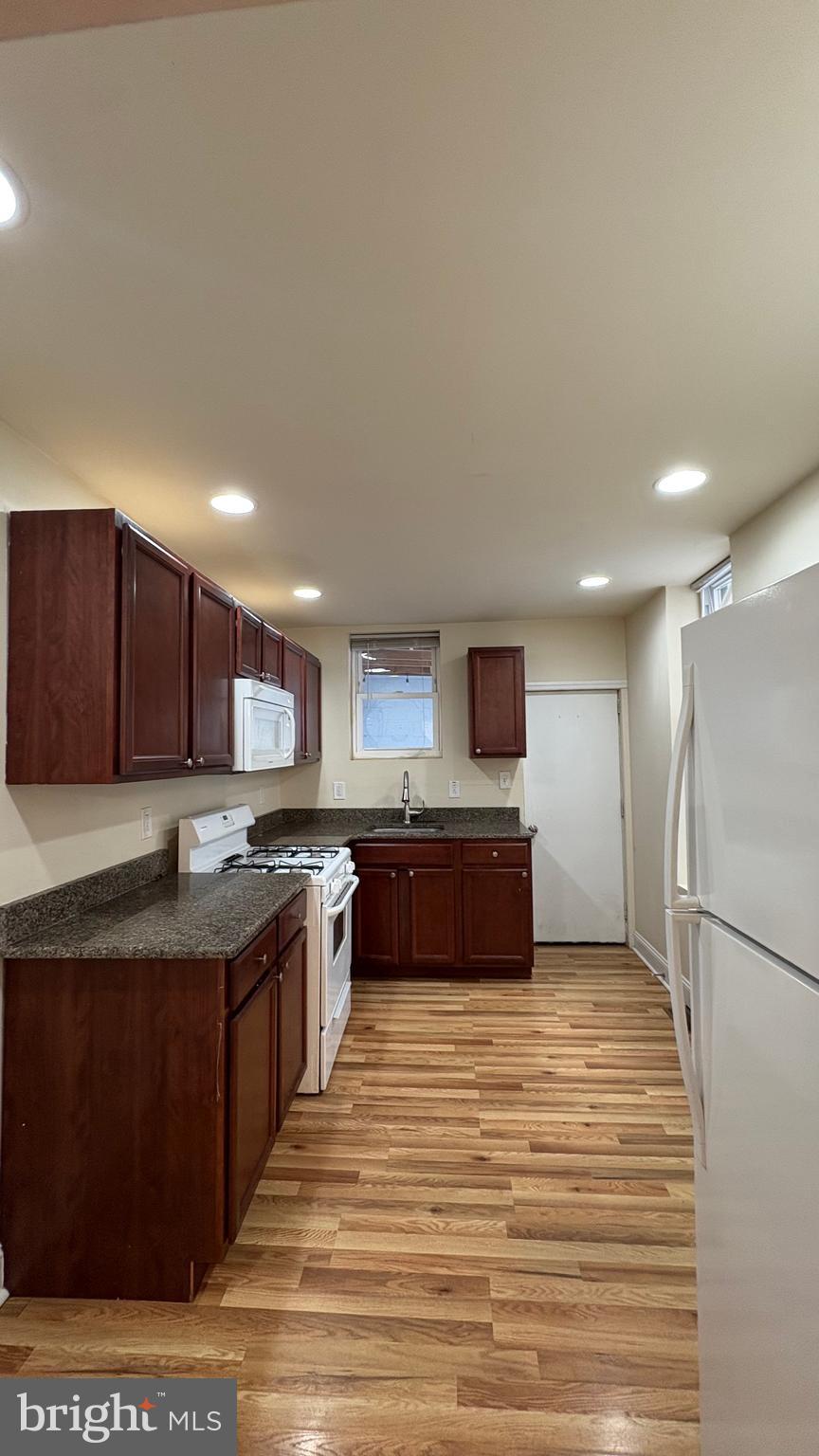 1536 N LAWRENCE STREET