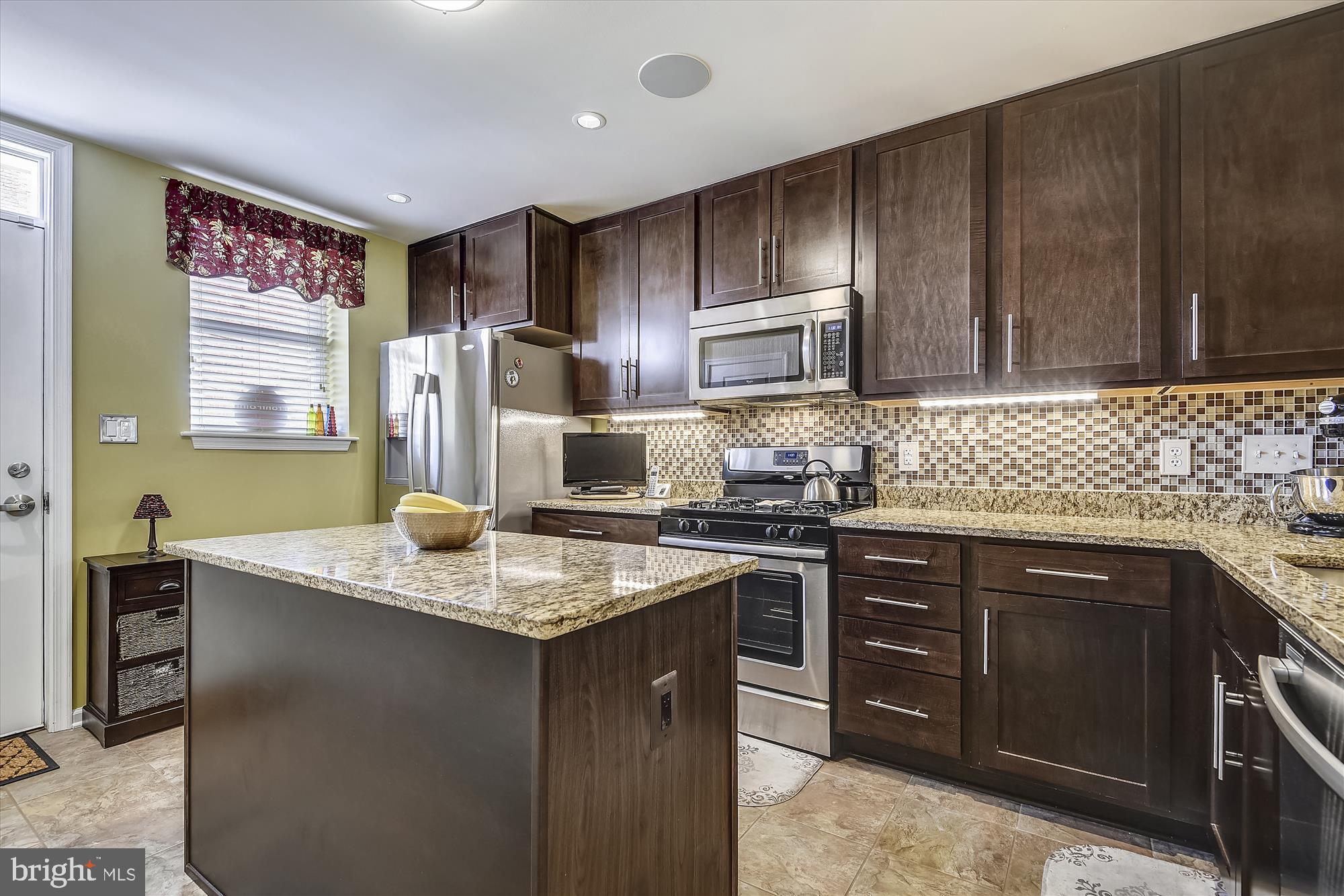 CHARLES NORTH - Residential