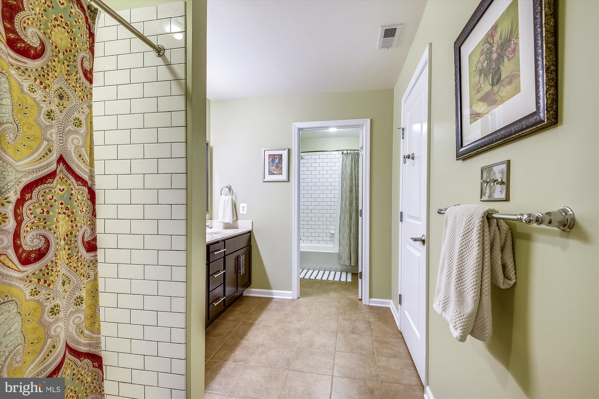 CHARLES NORTH - Residential