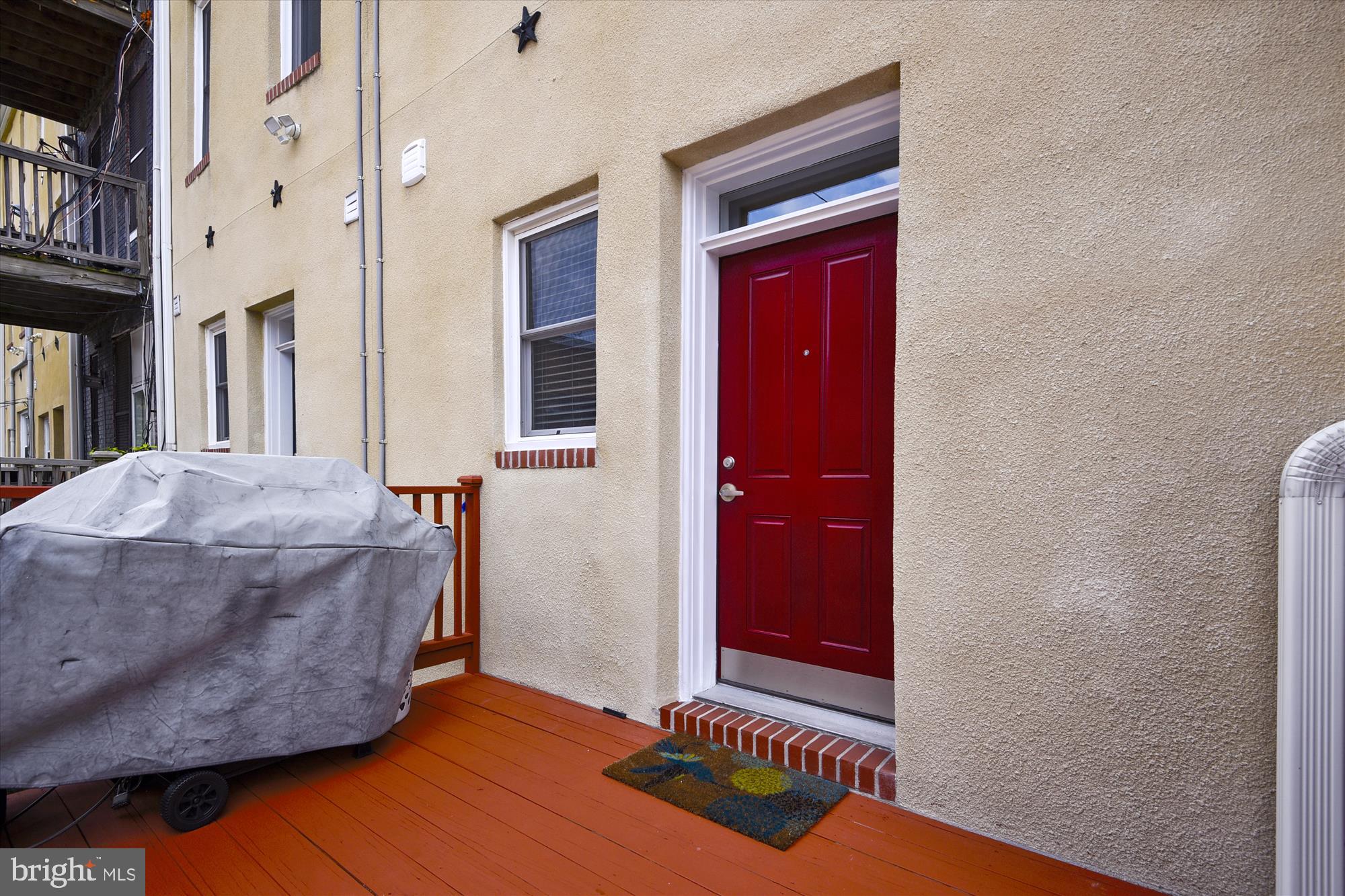 CHARLES NORTH - Residential