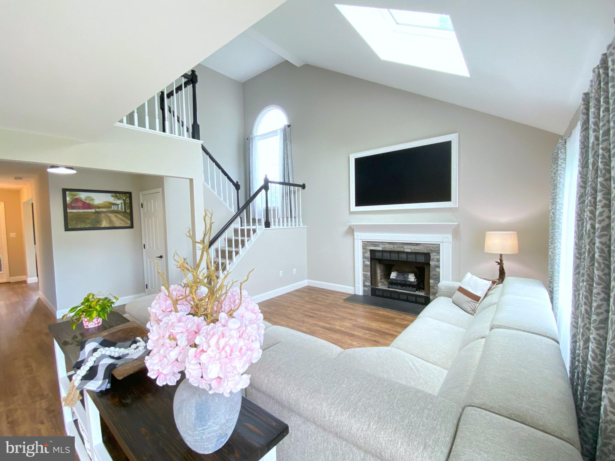 107 HEATHFIELD COURT