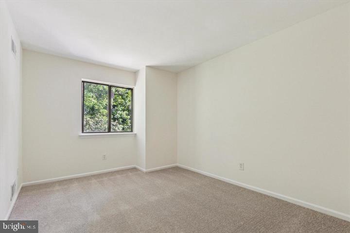 RHONDDA - Residential Lease