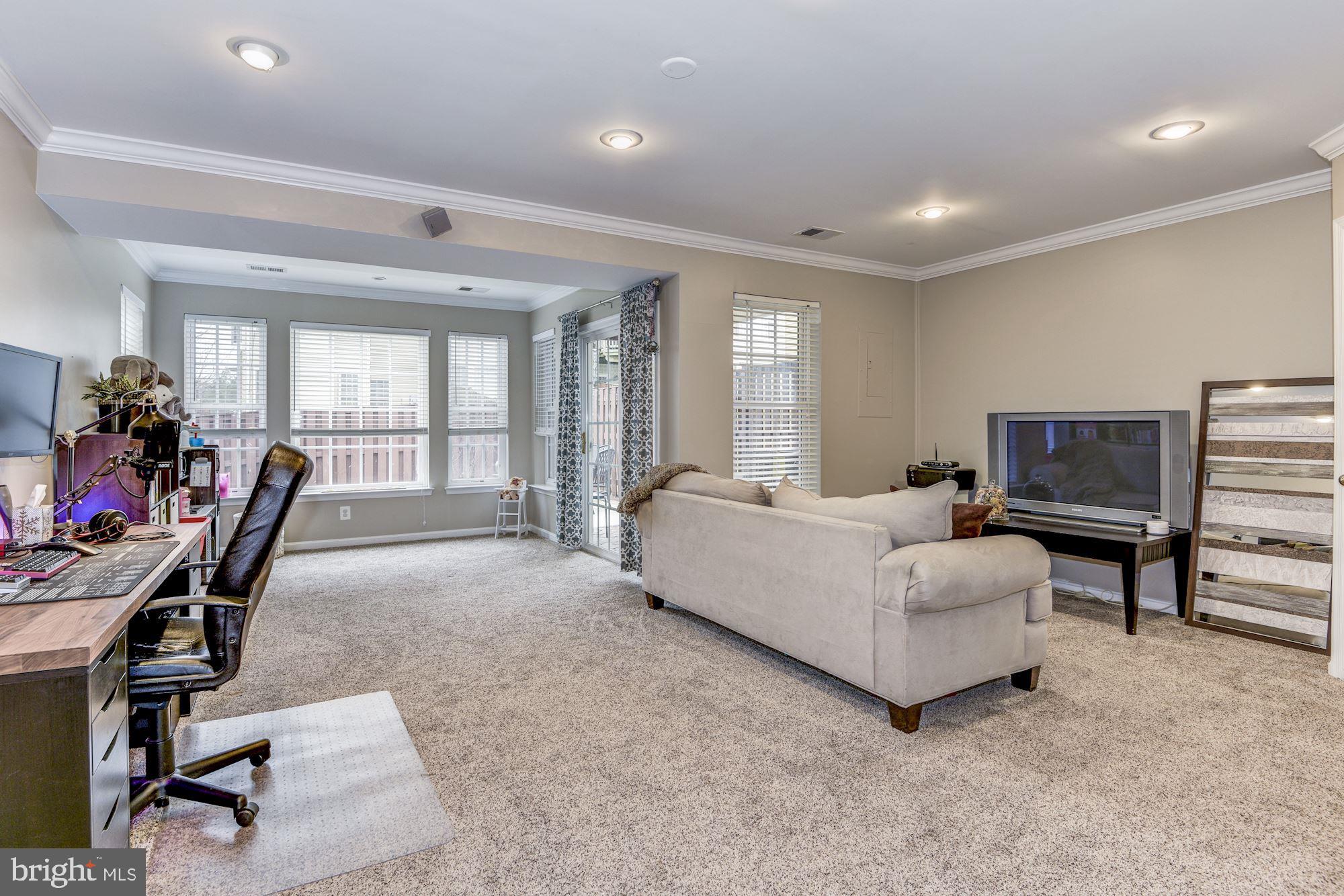 TOWNES AT COMPTON FARM - Residential