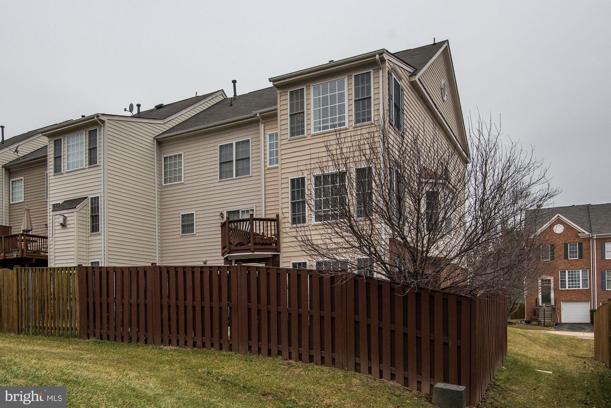 TOWNES AT COMPTON FARM - Residential
