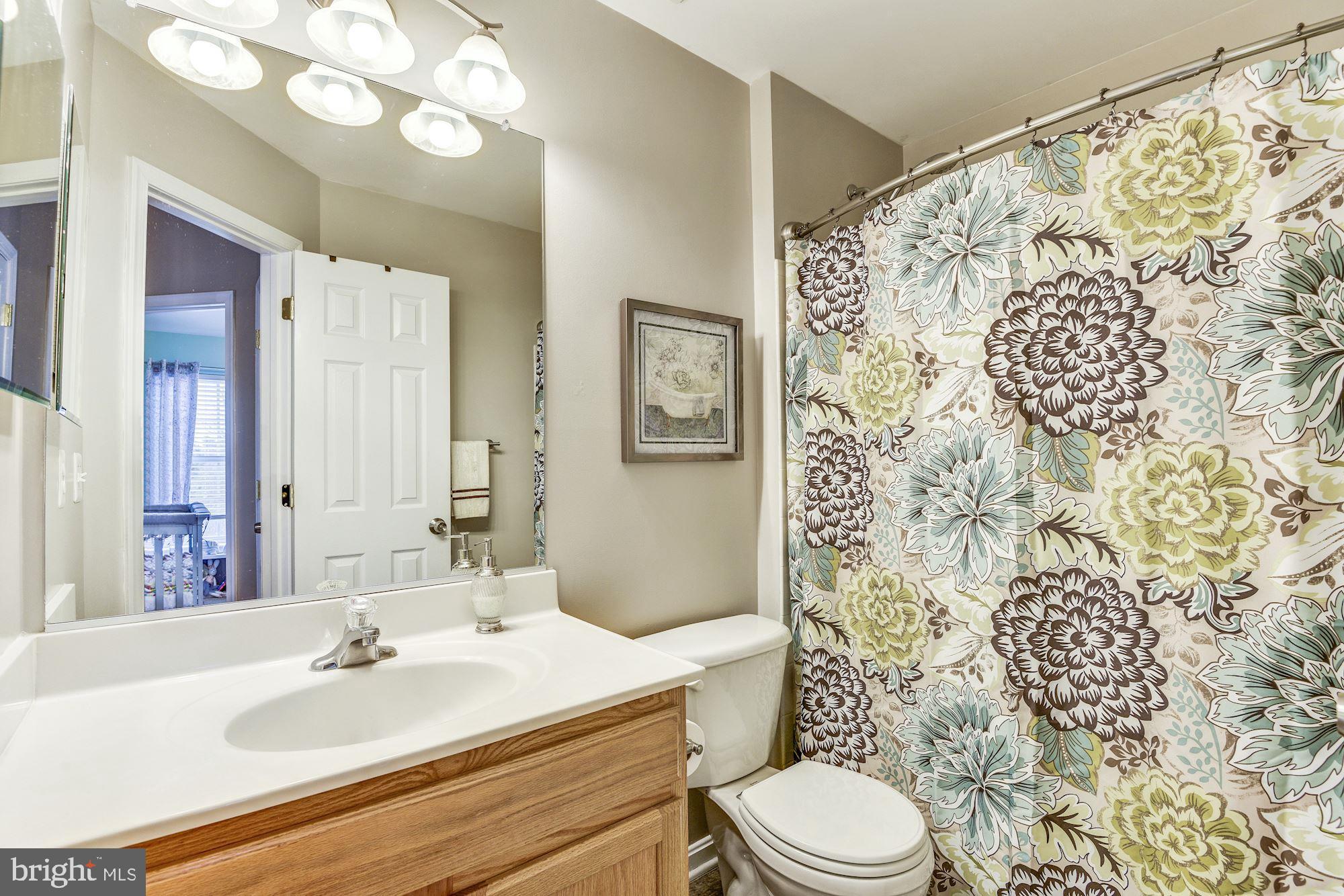 TOWNES AT COMPTON FARM - Residential