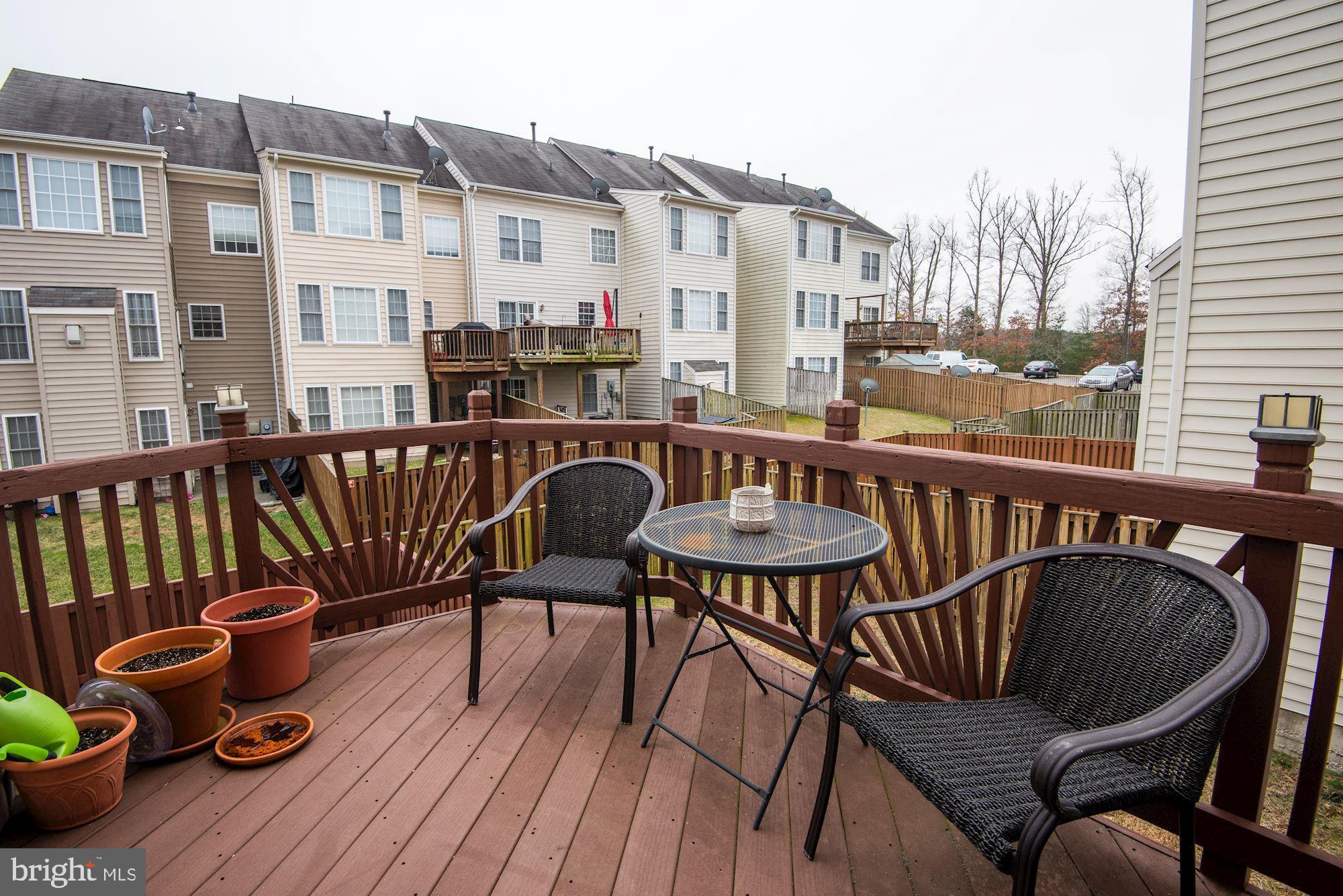 TOWNES AT COMPTON FARM - Residential