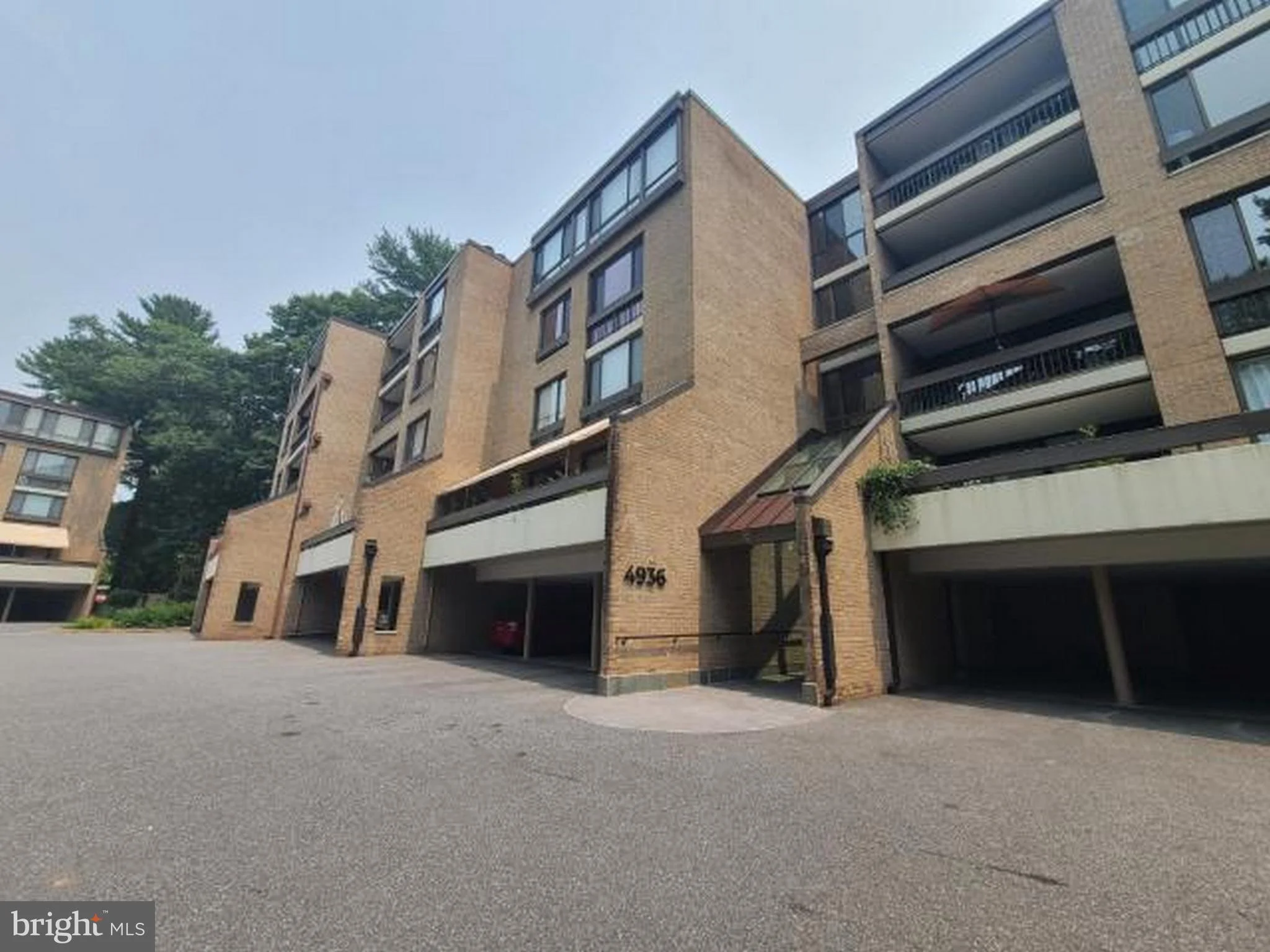 4936 Sentinel Drive Unit 5-401, Bethesda, MD, 20816