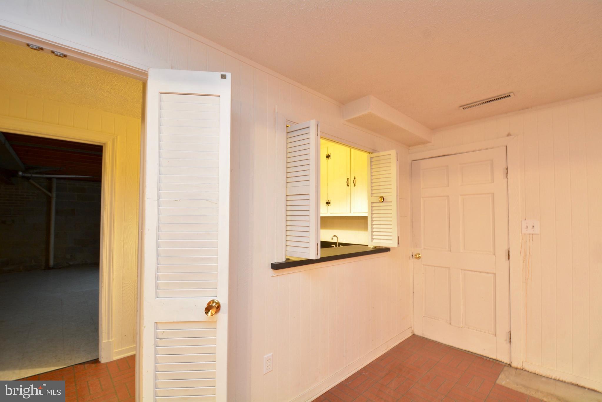 GRAHAM PARK SHORES - Residential