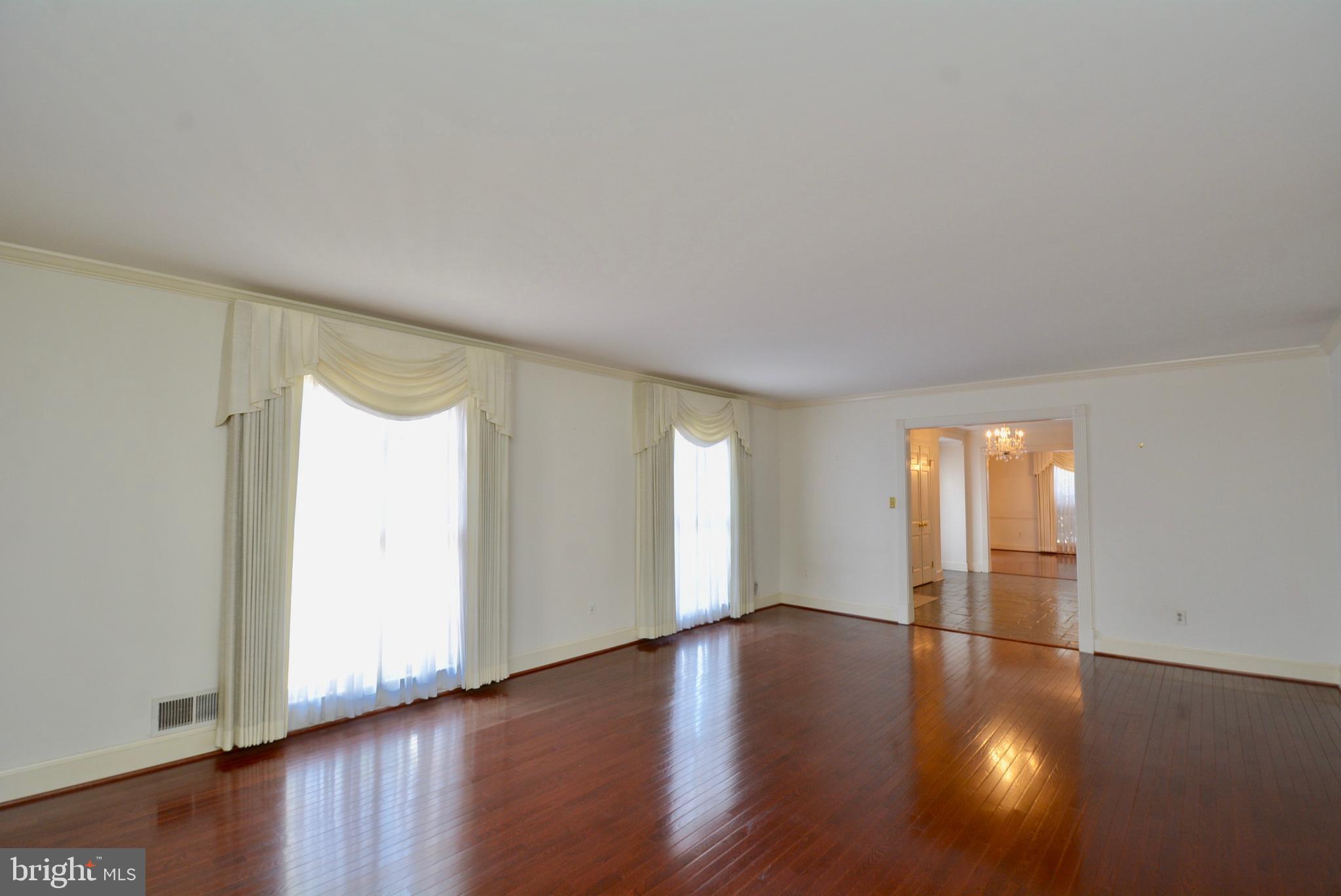 GRAHAM PARK SHORES - Residential