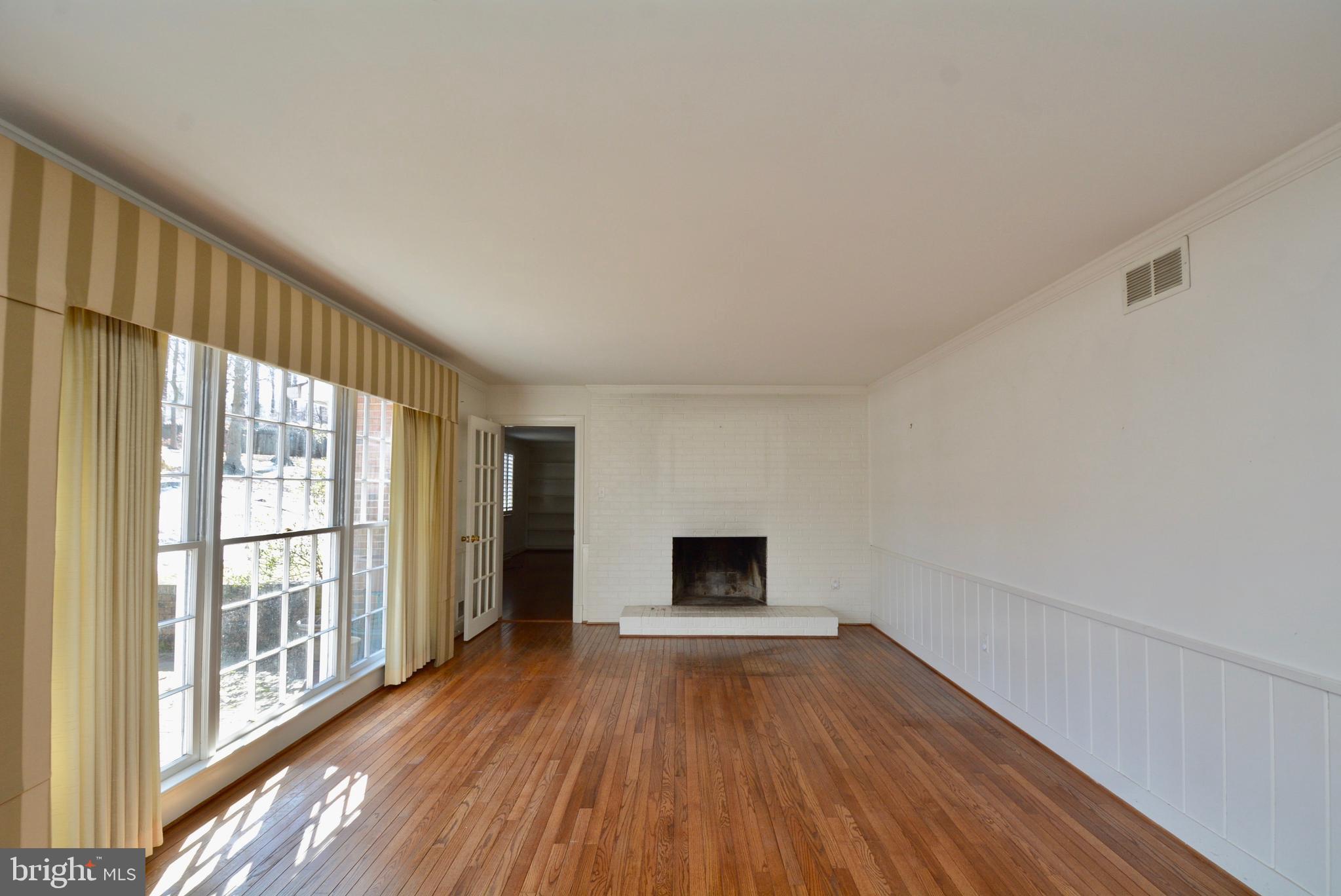 GRAHAM PARK SHORES - Residential