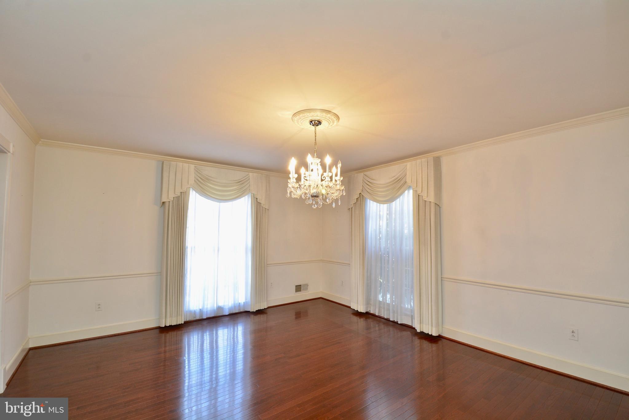 GRAHAM PARK SHORES - Residential