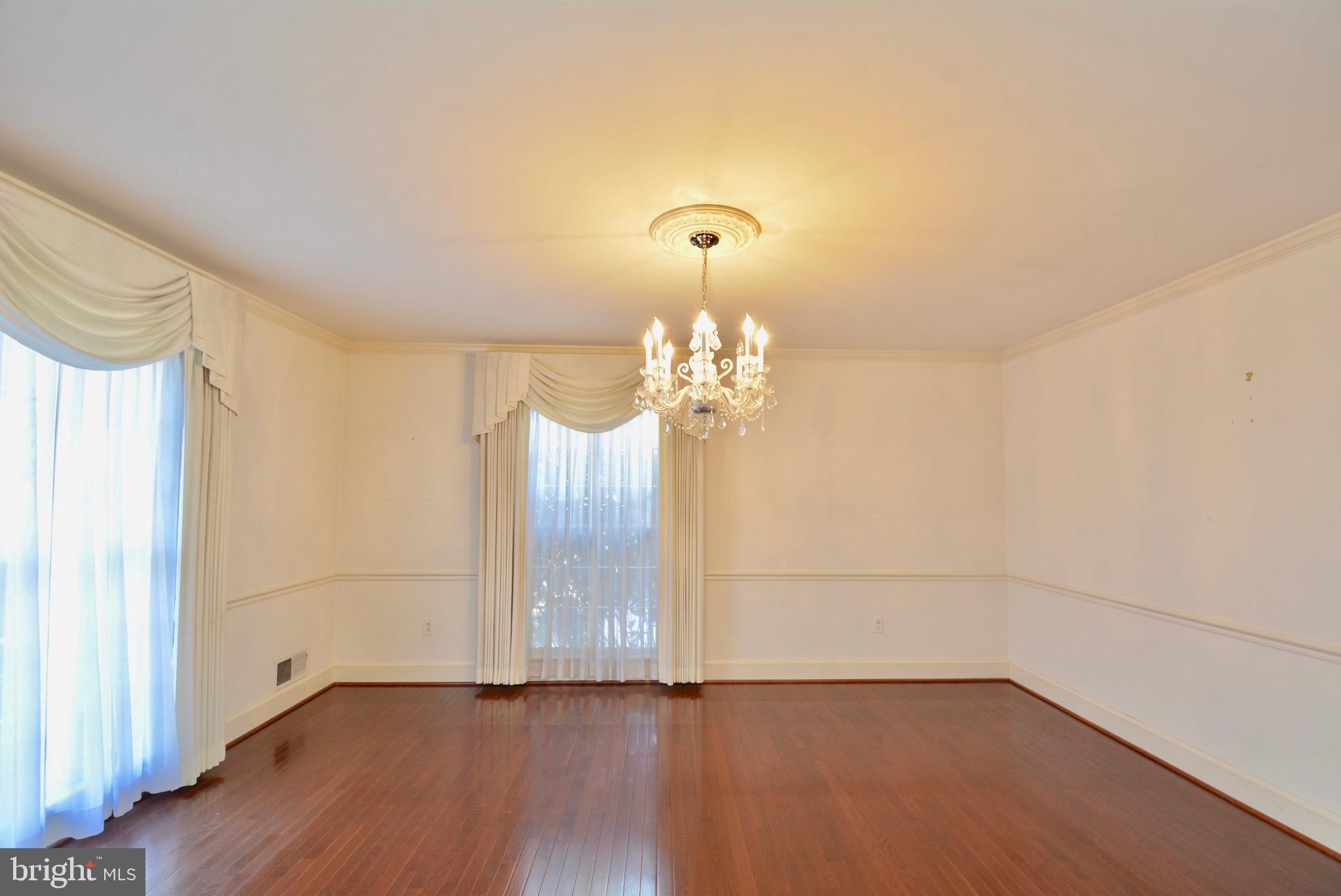 GRAHAM PARK SHORES - Residential