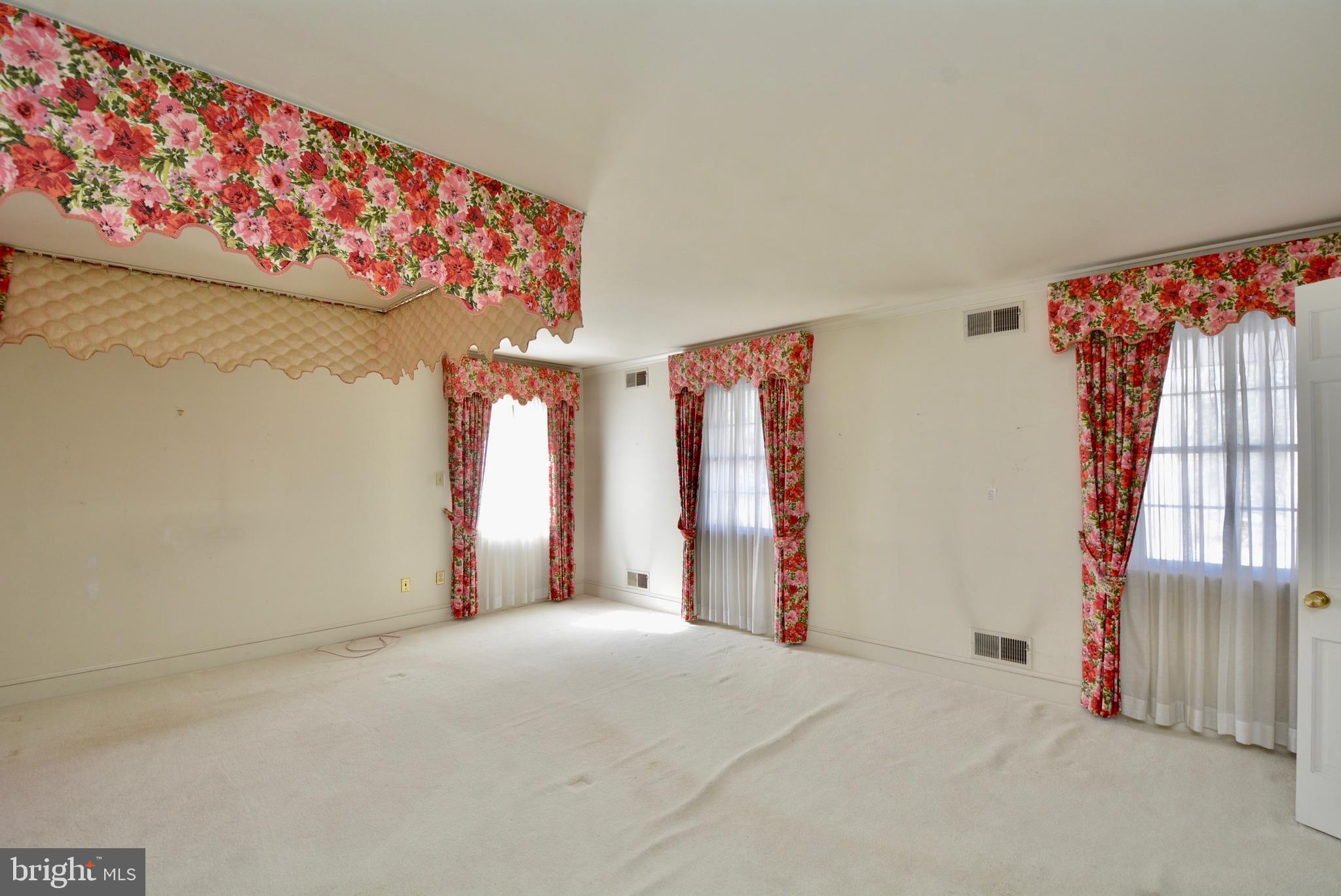 GRAHAM PARK SHORES - Residential