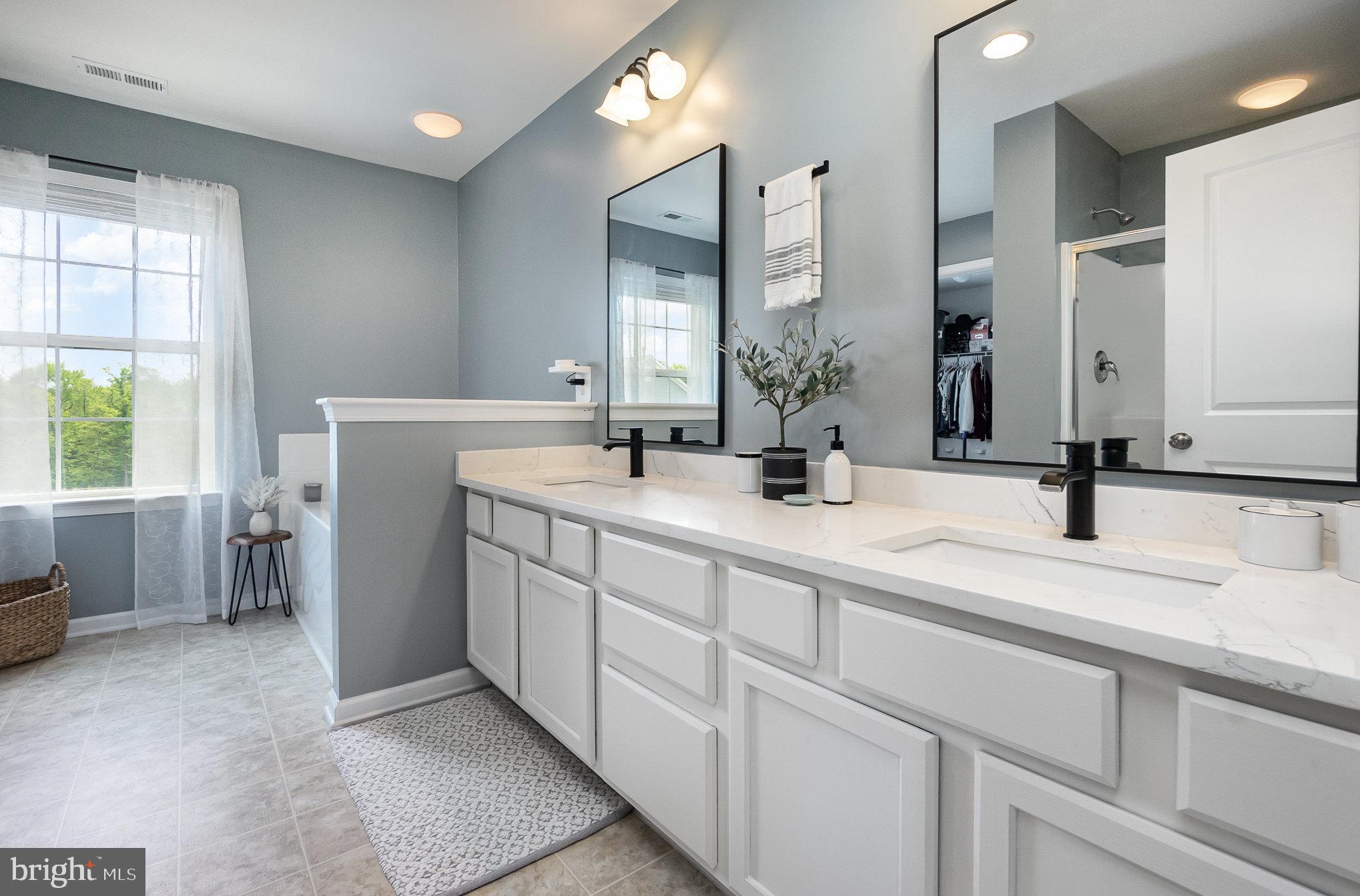 TRIMBLE MEADOWS - Residential