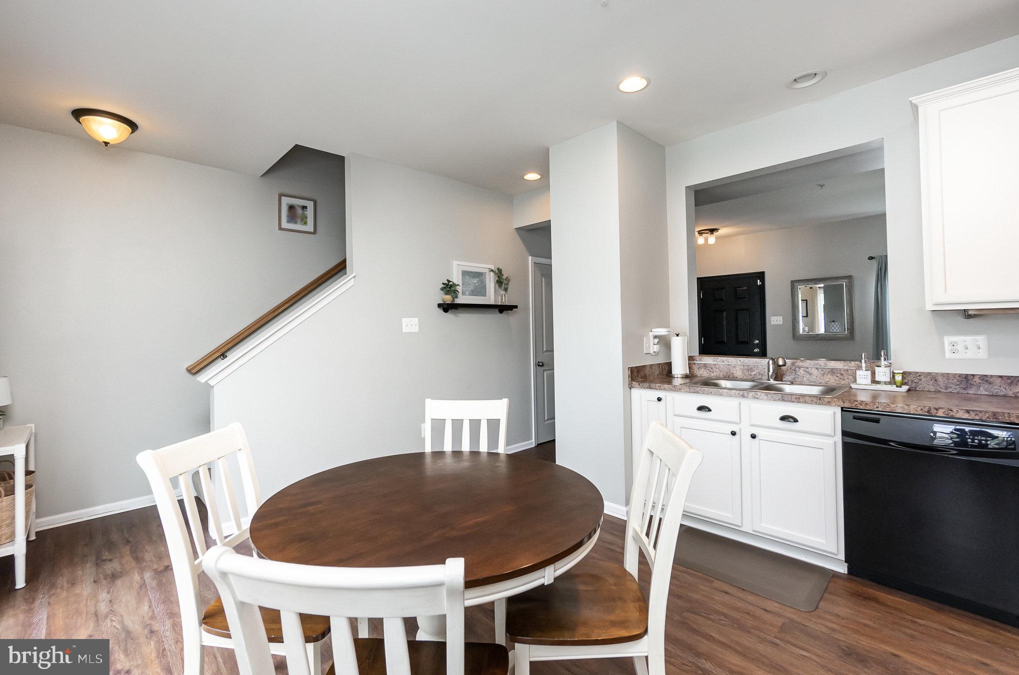 TRIMBLE MEADOWS - Residential