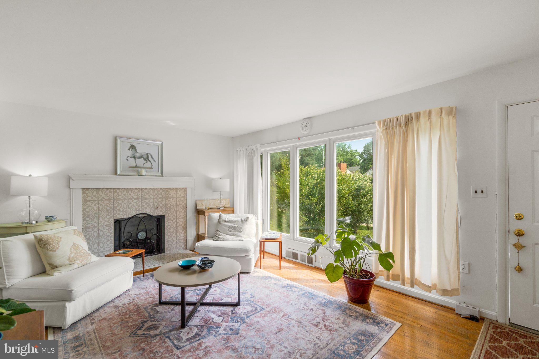 206 MOUNTAIN ROAD