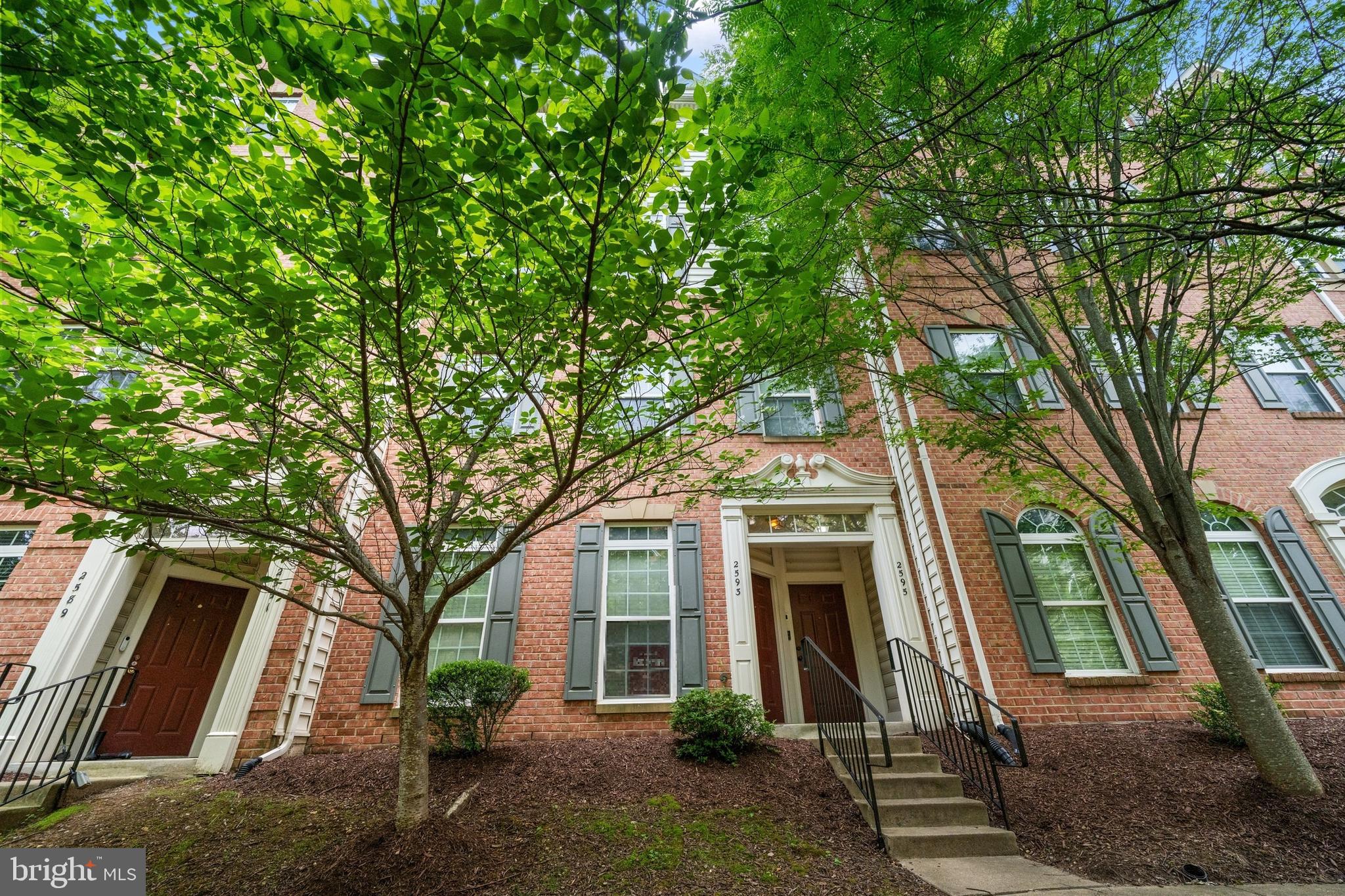 Nestled in the sought after gated community that is Potomac Club, this garaged townhouse style condo facing a quiet courtyard and adjacent to plenty of visitor parking is ready to be yours! Newer furnace(2022) for worry-less living. The bright and open floor plan features durable ceramic tile floors; 9 ft ceilings; large windows letting the natural light cascade in; lots of recessed lighting; whole home sprinkler system for peace of mind; and a neutral color palette throughout ready for your personal touches. The open and inviting kitchen is a chef’s dream with granite countertops, sleek black appliances, island with breakfast bar and opens to a dining/entertaining space ready for weekend gatherings or a cozy night in. On the upper level, you will find 3 generously sized bedrooms to include the master bedroom with a tray ceiling, large walk-in closet and a well-appointed en suite bath. Upper level laundry with NEW washing machine provides added convenience! Vibrant and engaging neighborhood with restaurants, entertainment, groceries and everything that Stonebridge at Potomac Town Center has to offer right outside the gates. Easy access to major commuting routes. Do not miss out!