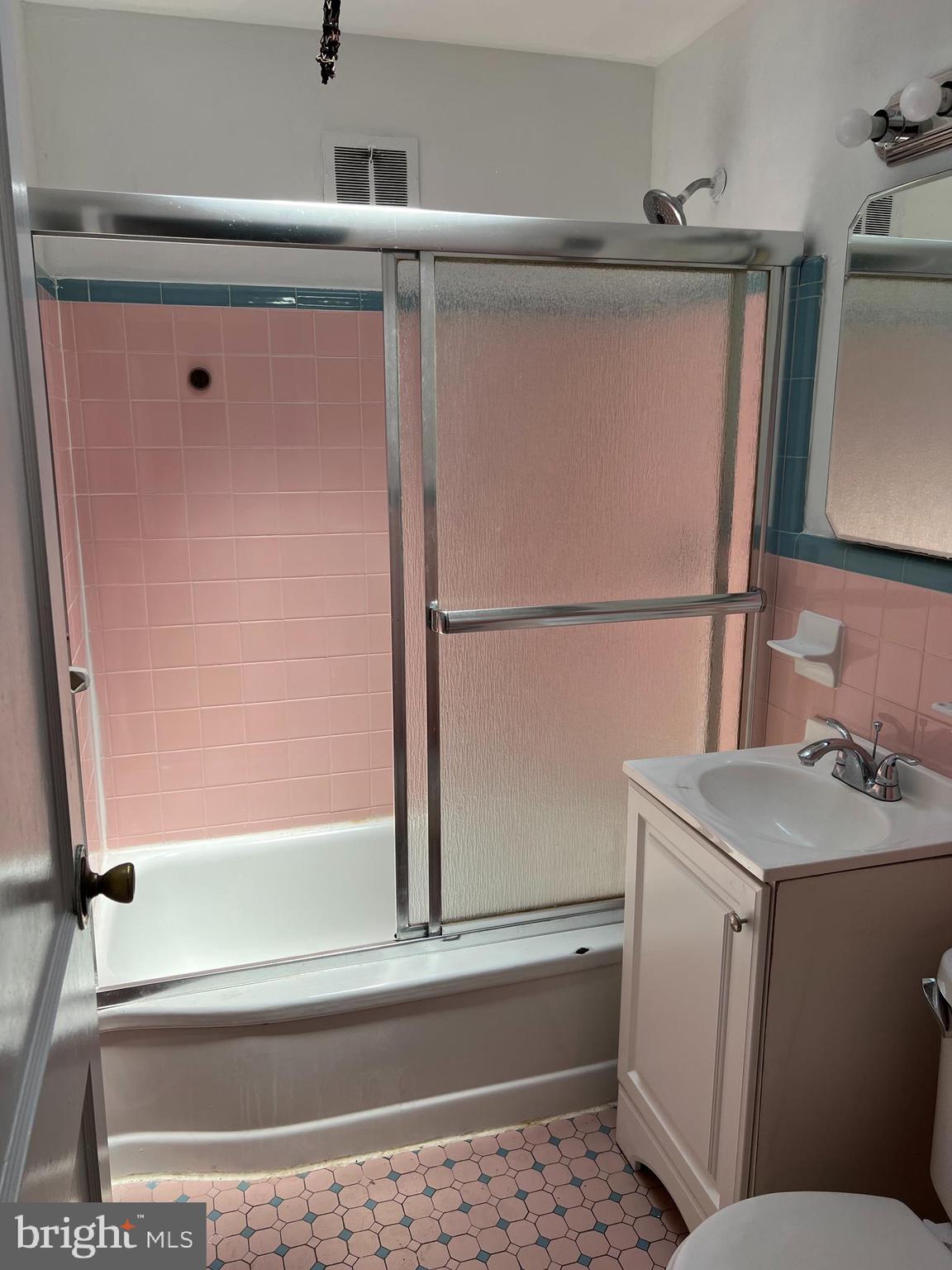 CASTOR GARDENS - Residential