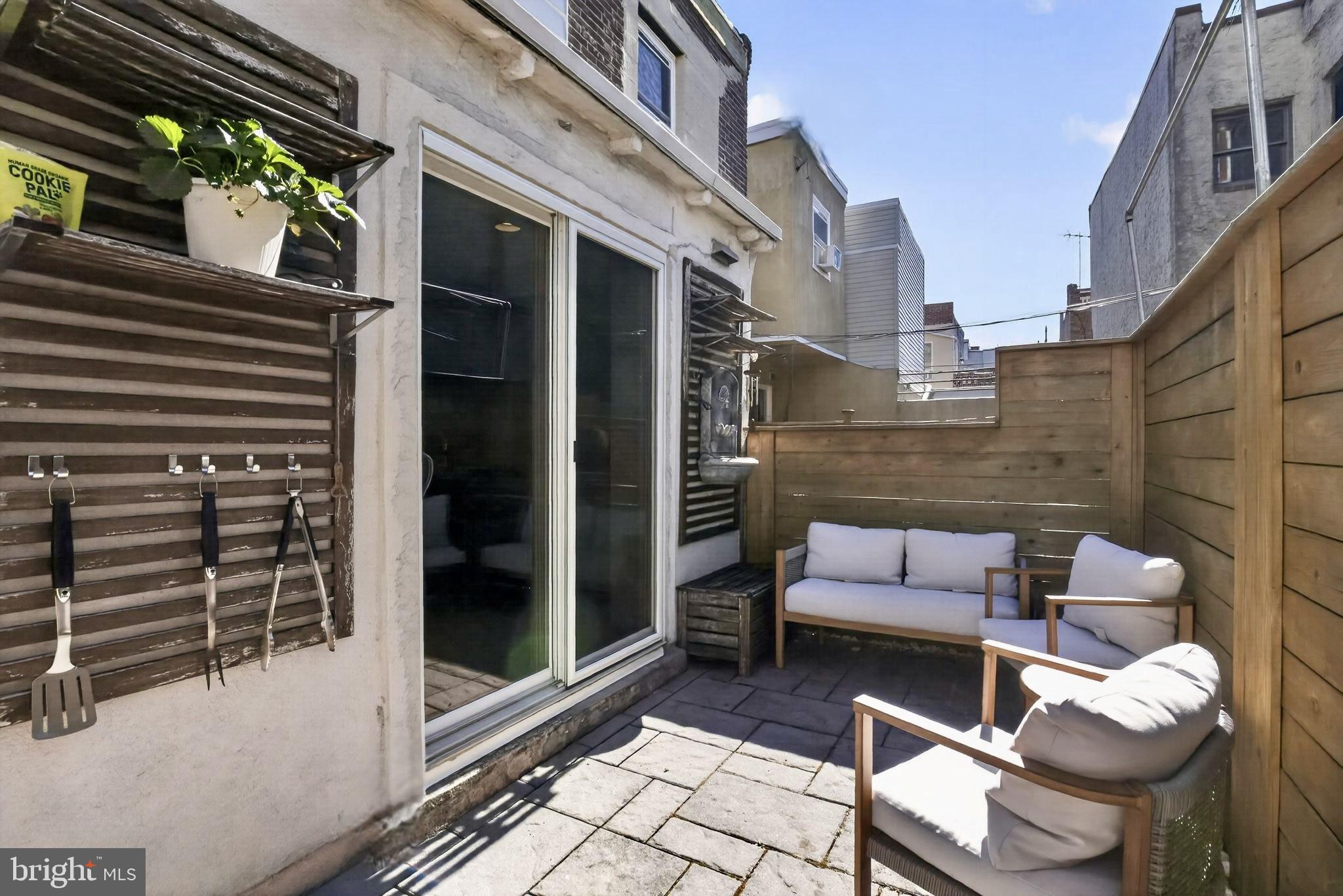 EAST PASSYUNK CROSSING - Residential