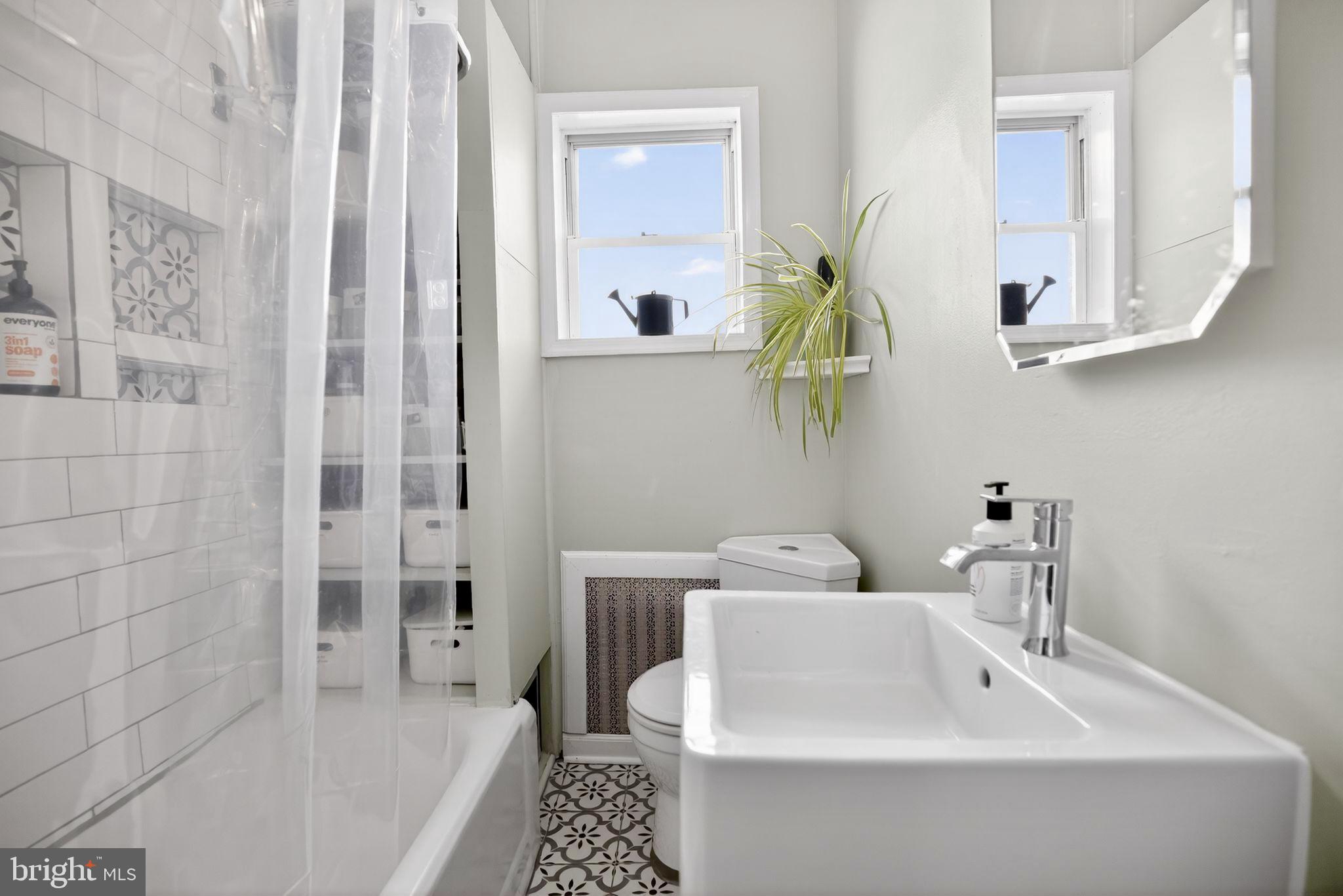 EAST PASSYUNK CROSSING - Residential