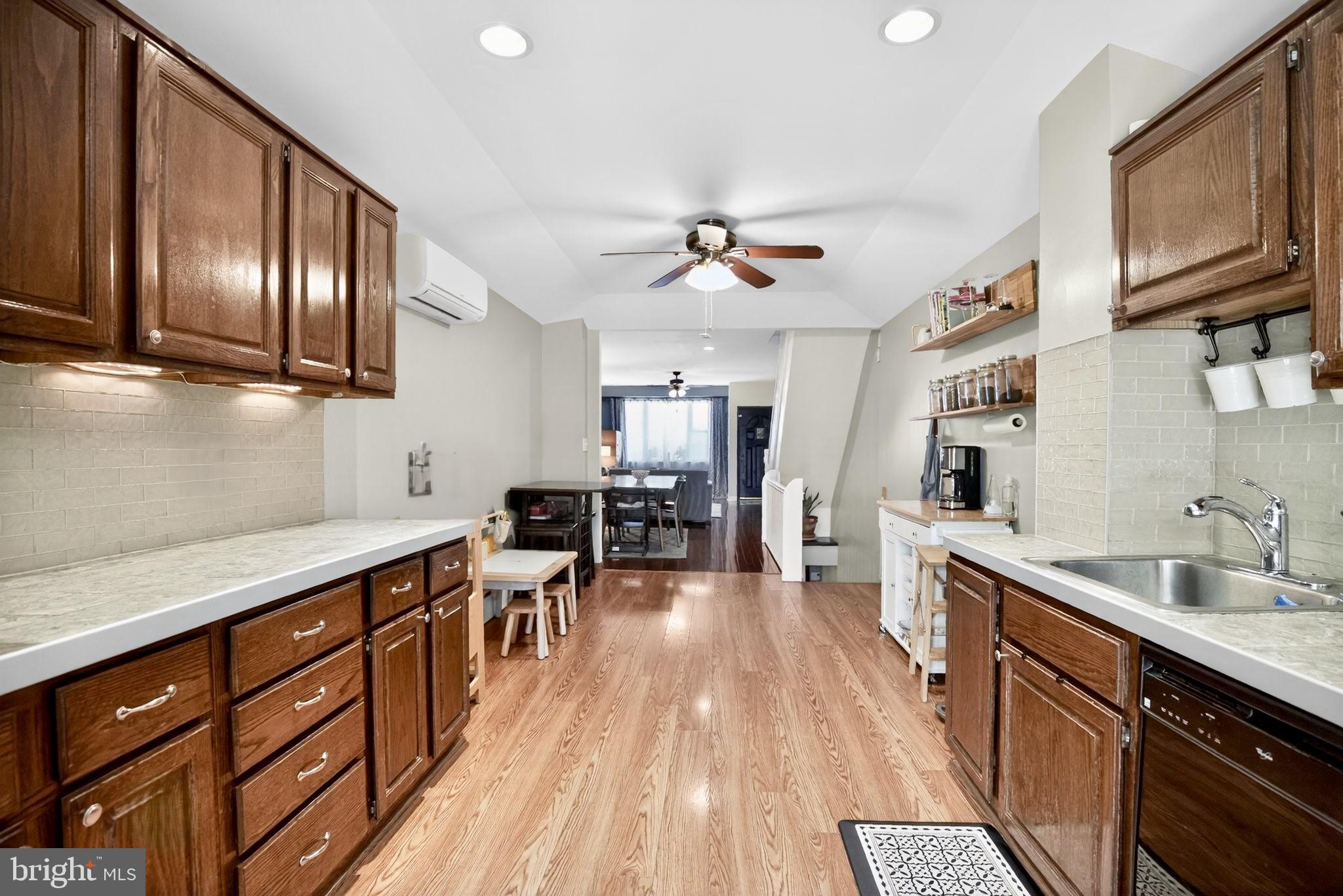 EAST PASSYUNK CROSSING - Residential
