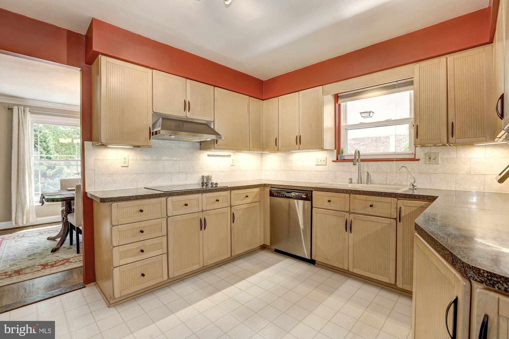 LAYHILL GARDENS - Residential