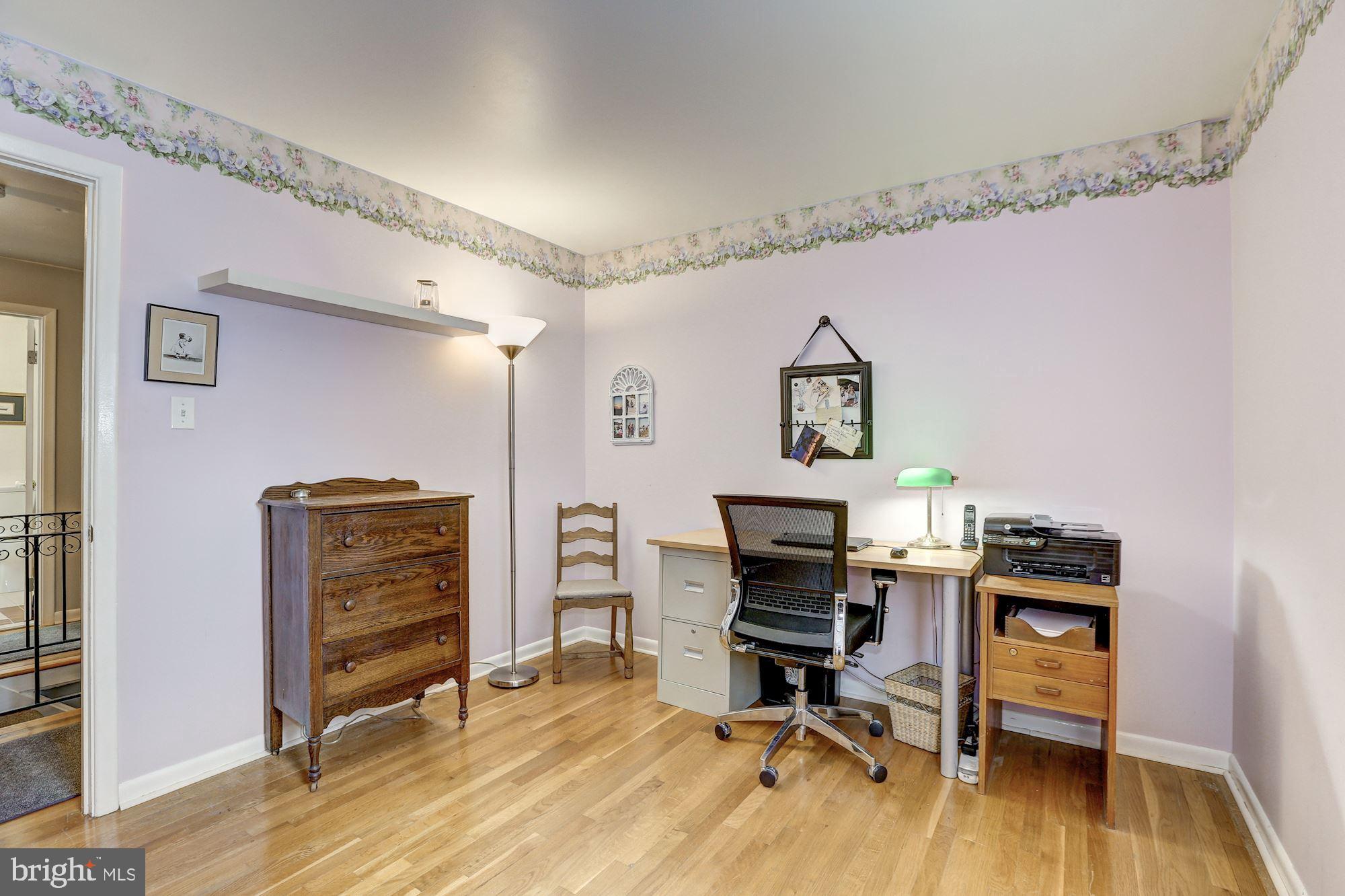 LAYHILL GARDENS - Residential