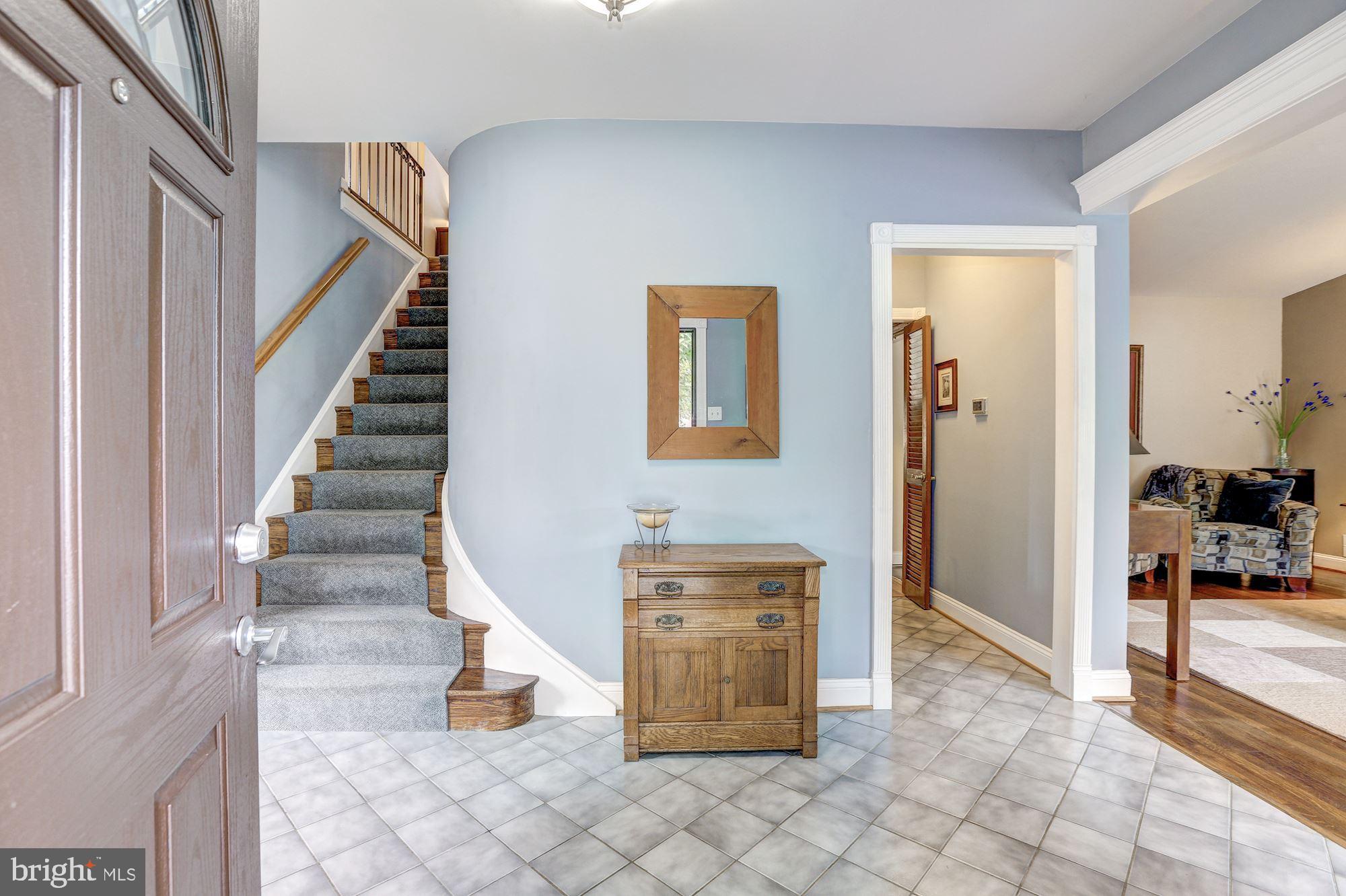 LAYHILL GARDENS - Residential