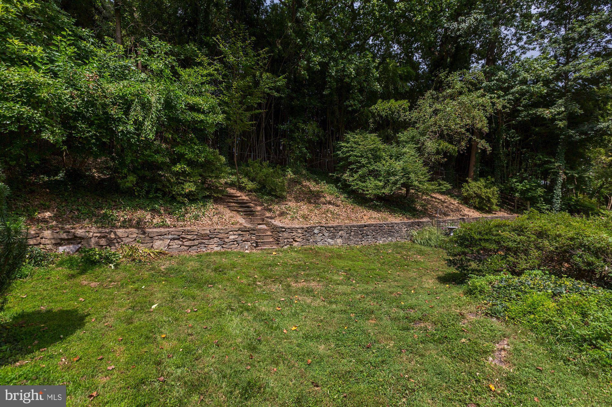 LAYHILL GARDENS - Residential