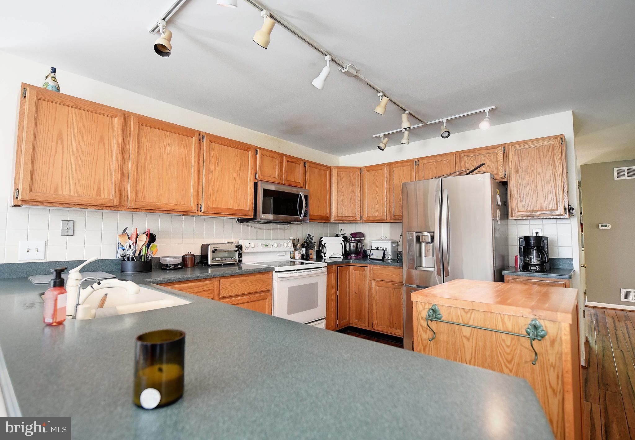 HILLSMERE ESTATES - Residential