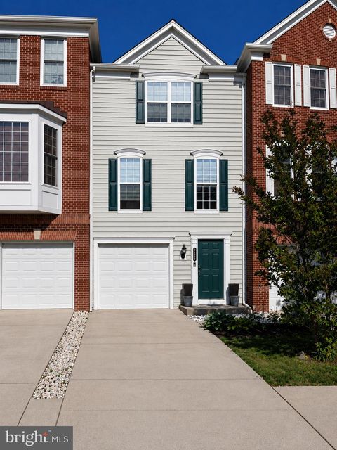 Photo of 42878 Bittner Square, ASHBURN, VA 20148 (MLS # VALO2124306)