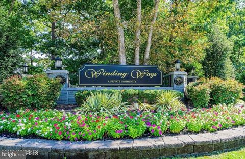 Tiny photo for 18 Grosunor Court, JACKSON, NJ 08527 (MLS # NJOC2041890)
