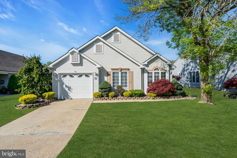Tiny photo for 18 Grosunor Court, JACKSON, NJ 08527 (MLS # NJOC2041890)