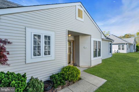 Tiny photo for 18 Grosunor Court, JACKSON, NJ 08527 (MLS # NJOC2041890)