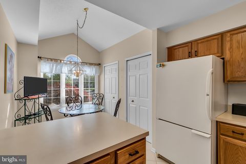 Tiny photo for 18 Grosunor Court, JACKSON, NJ 08527 (MLS # NJOC2041890)