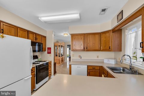 Tiny photo for 18 Grosunor Court, JACKSON, NJ 08527 (MLS # NJOC2041890)