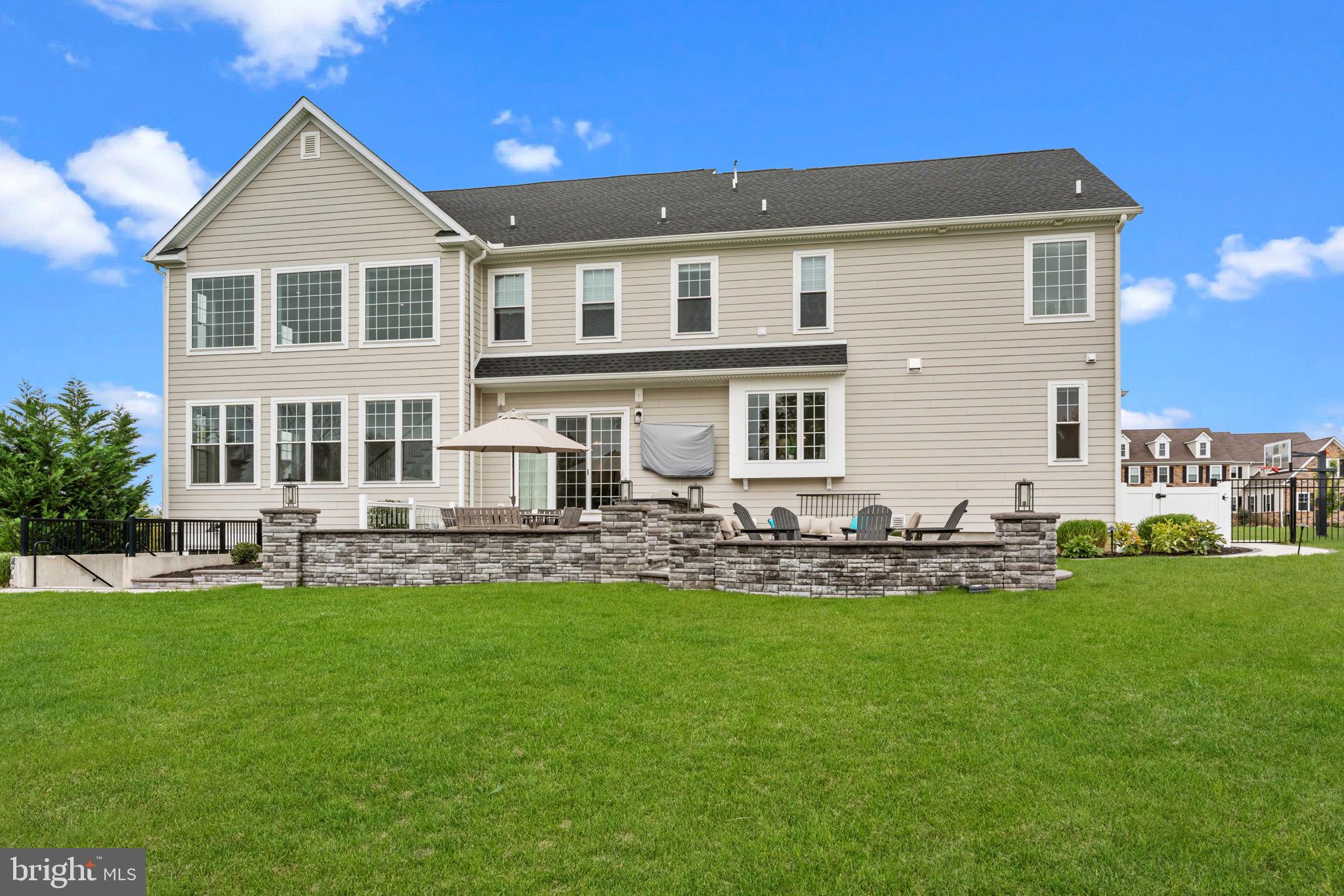 JERICHO ESTATES - Residential