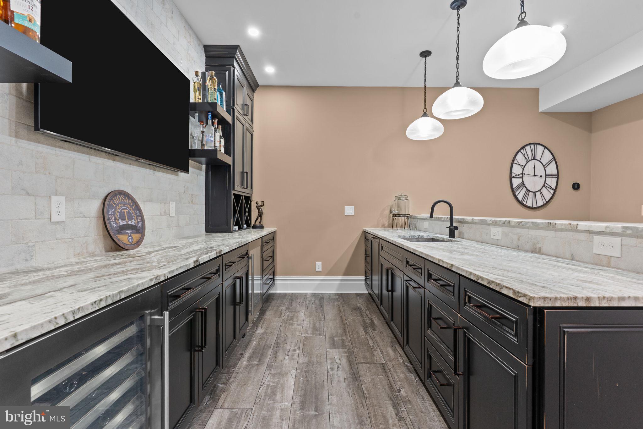 JERICHO ESTATES - Residential