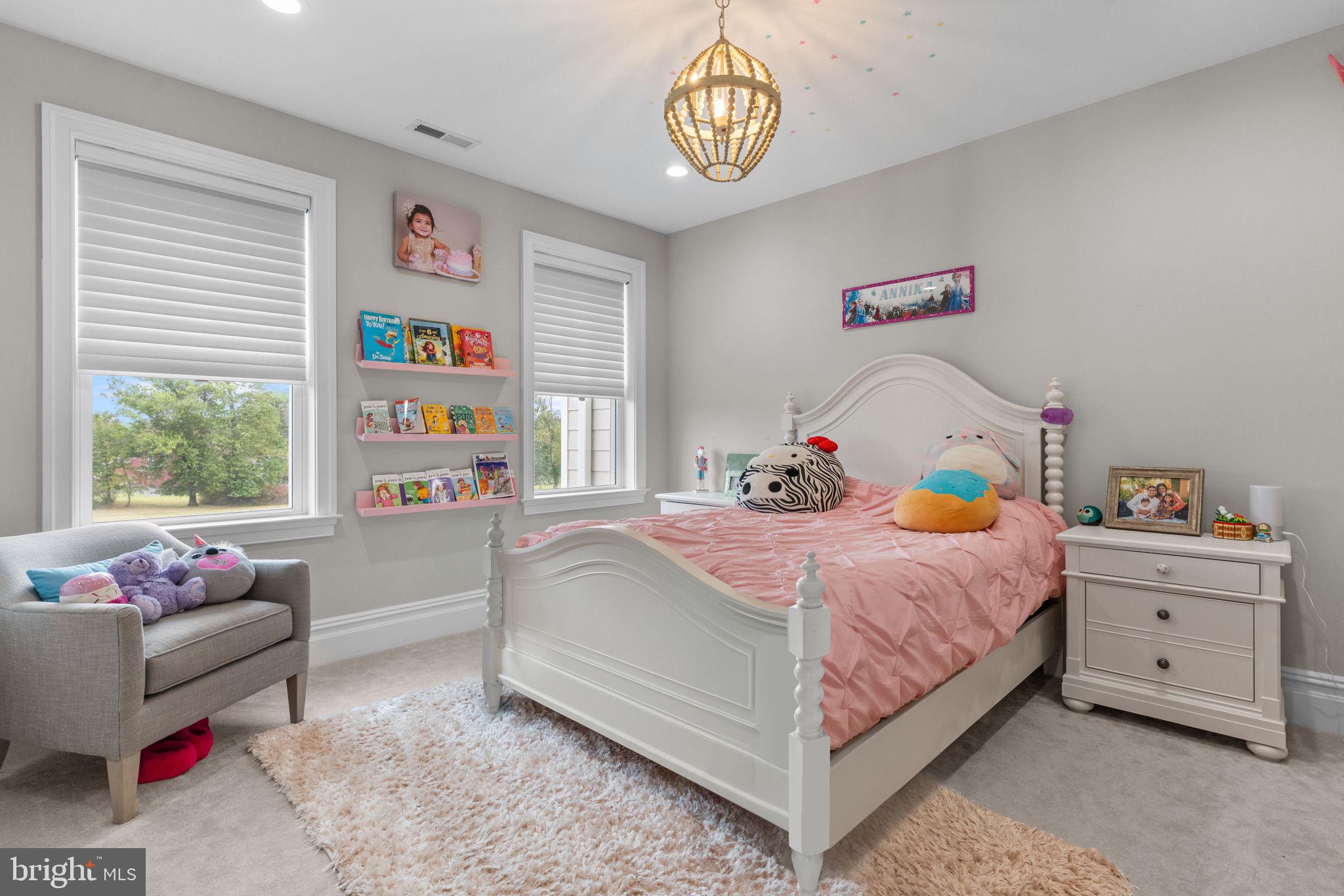 JERICHO ESTATES - Residential