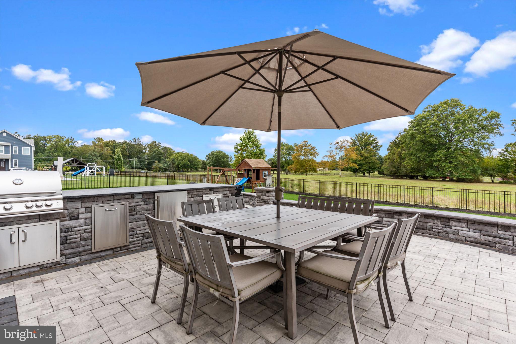 JERICHO ESTATES - Residential