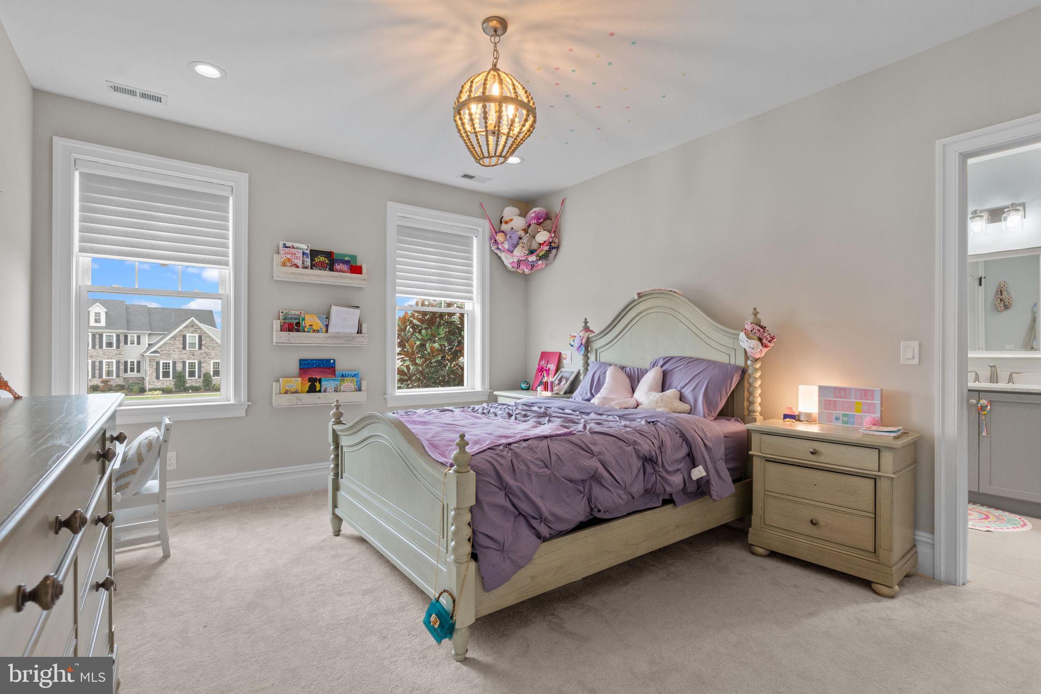 JERICHO ESTATES - Residential